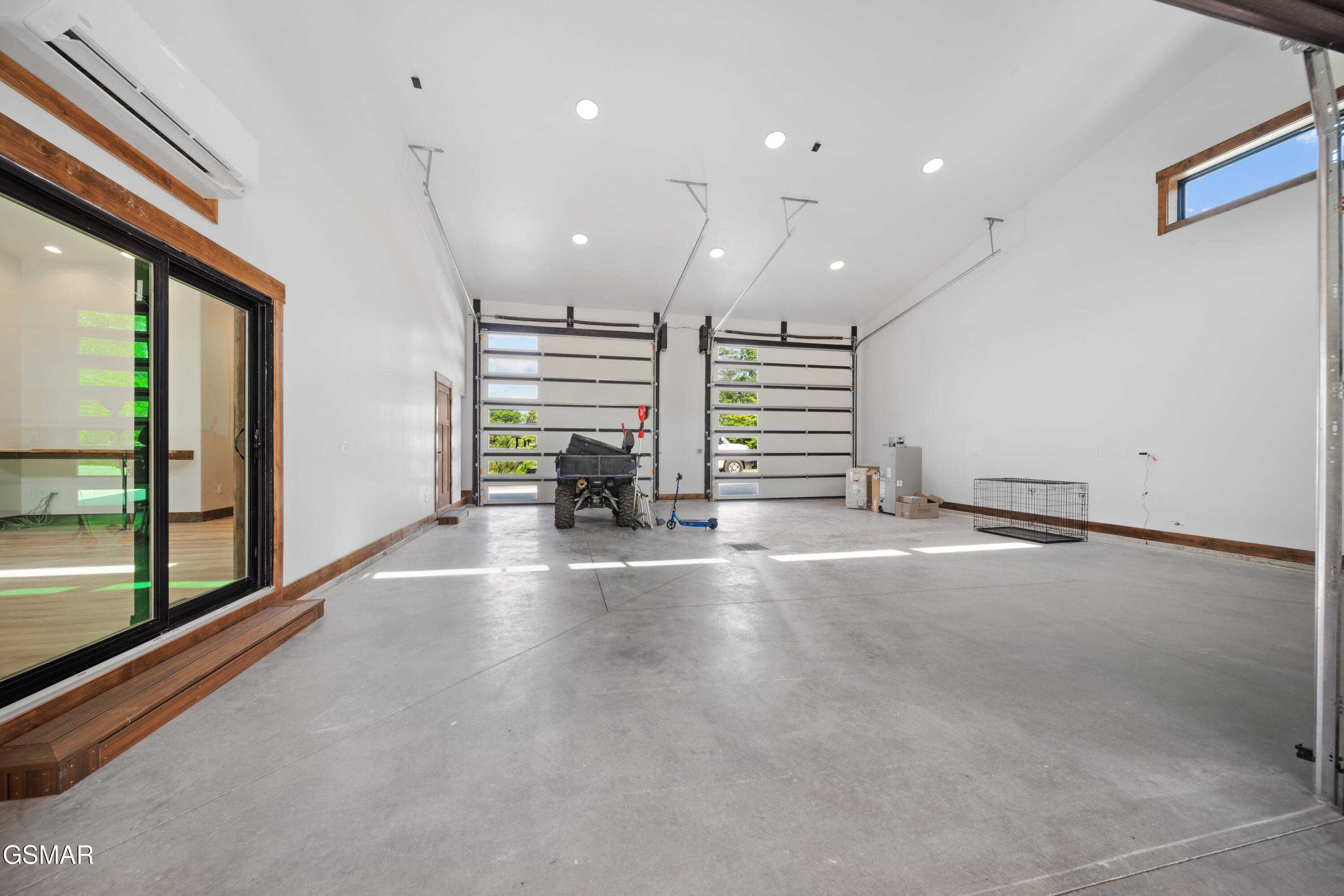 2466/2472 Mcqueen Way Sevierville TN 37876