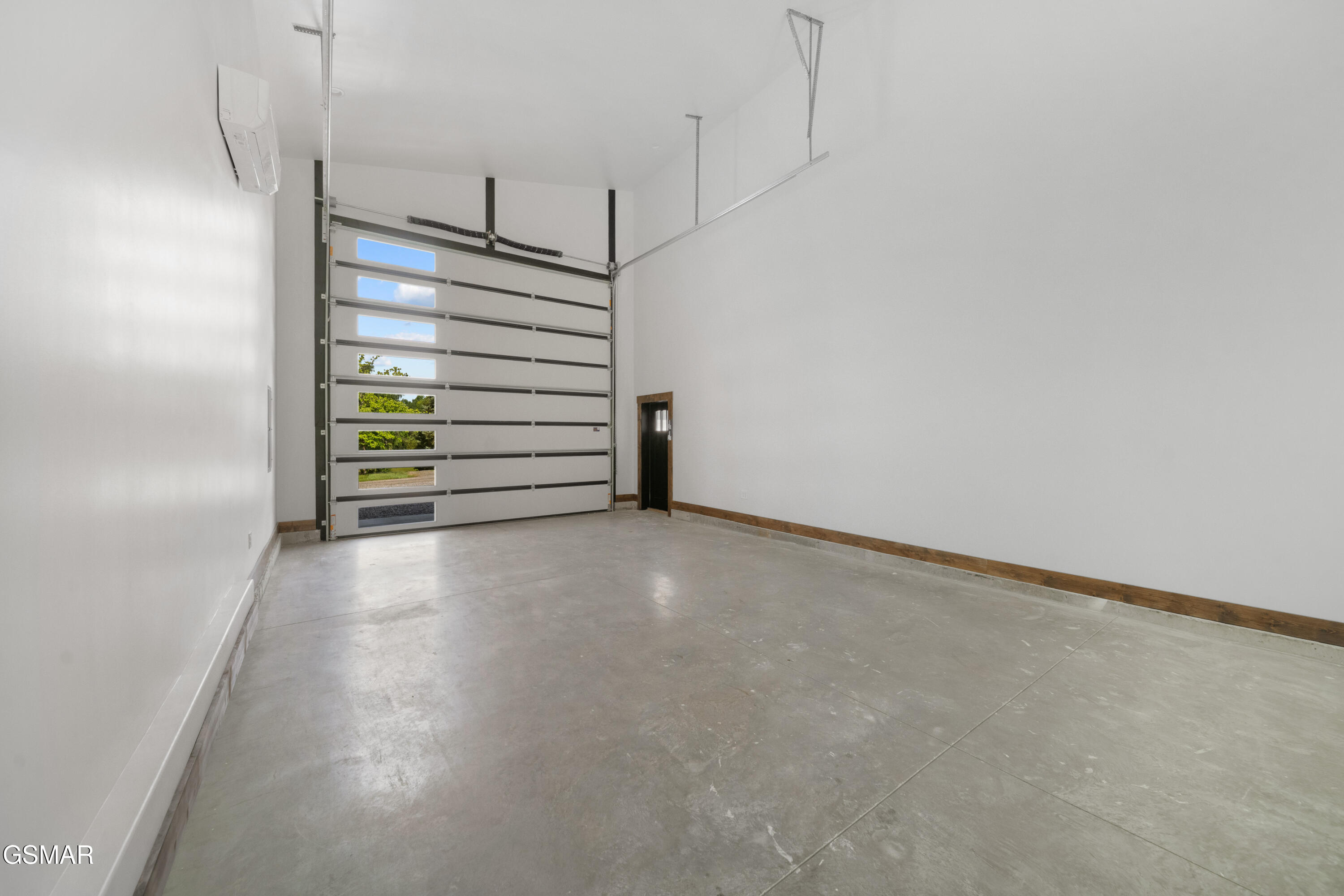 2466/2472 Mcqueen Way Sevierville TN 37876