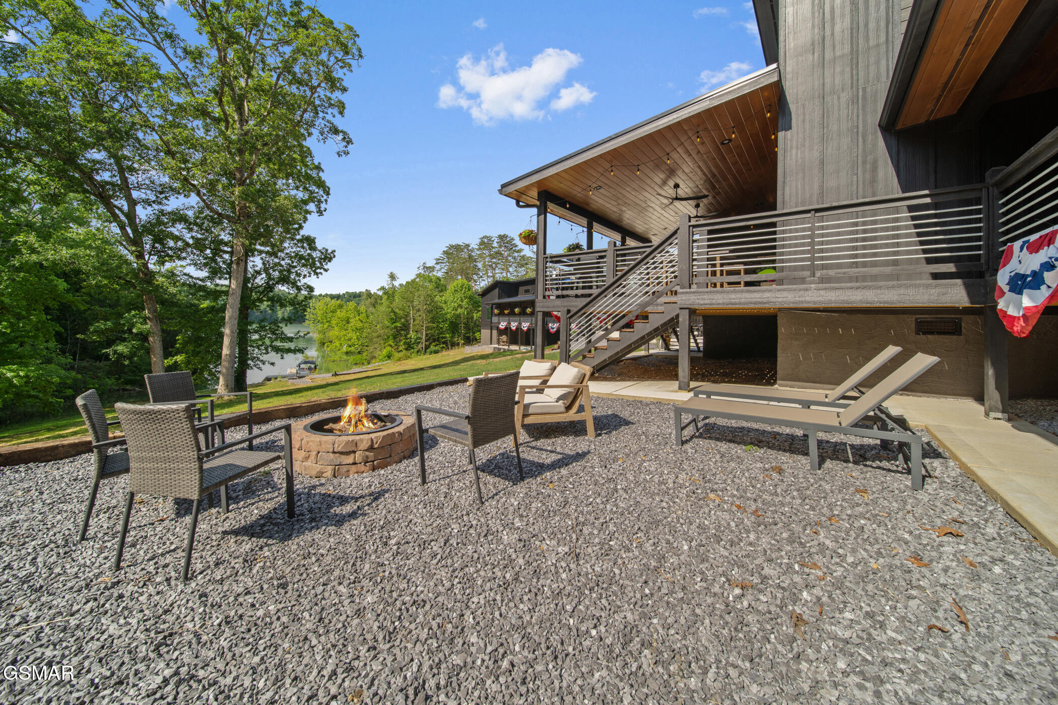 2466/2472 Mcqueen Way Sevierville TN 37876