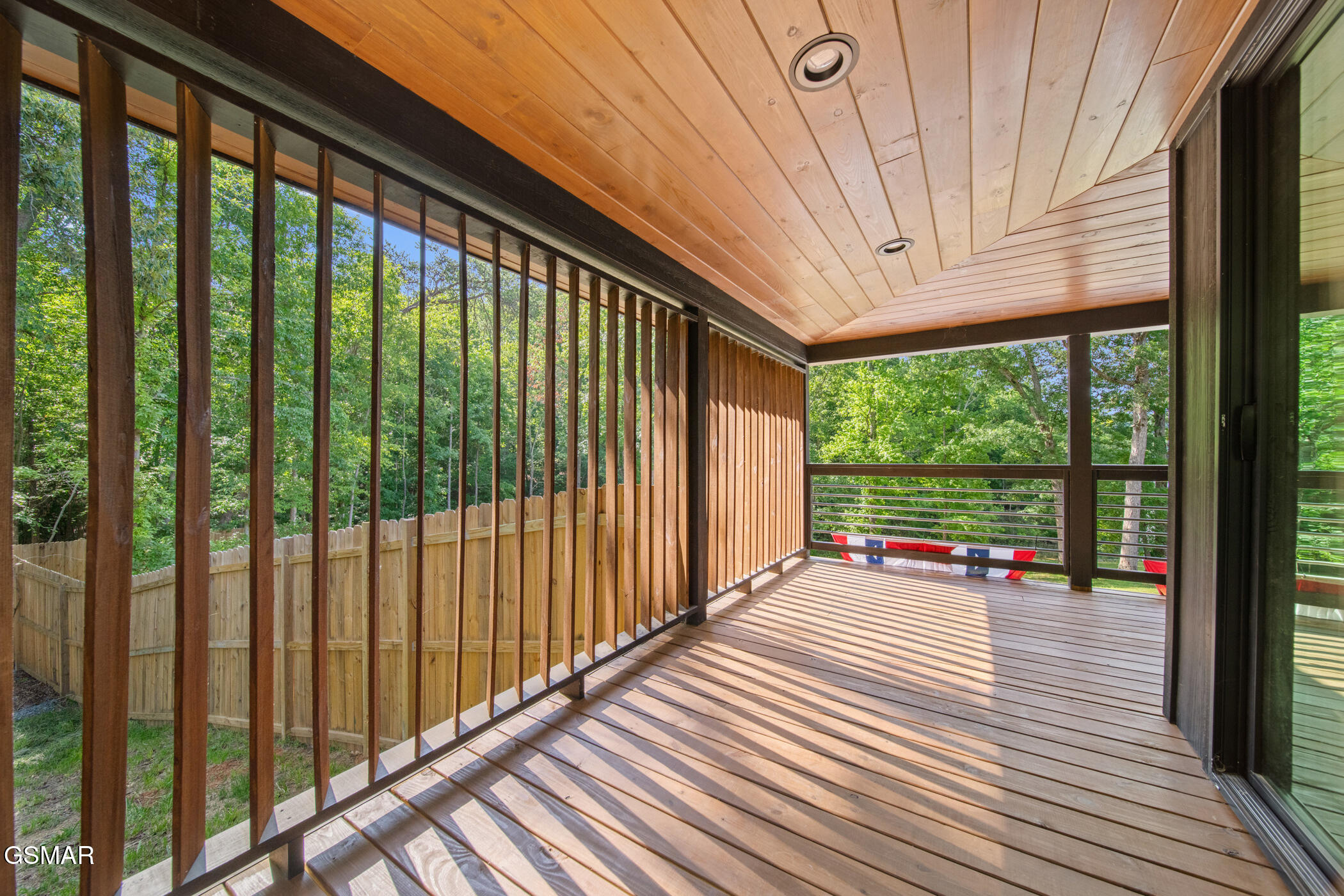 2466/2472 Mcqueen Way Sevierville TN 37876