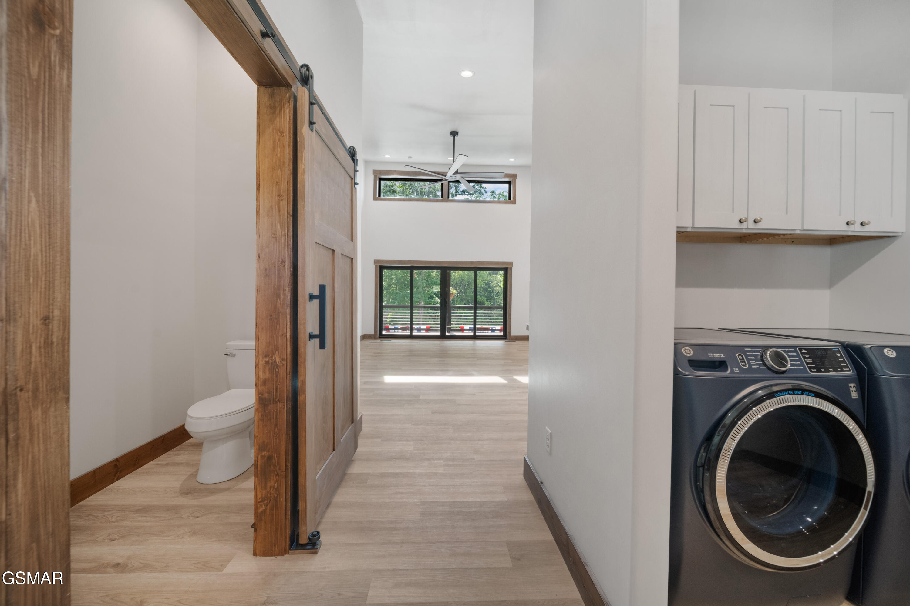 2466/2472 Mcqueen Way Sevierville TN 37876