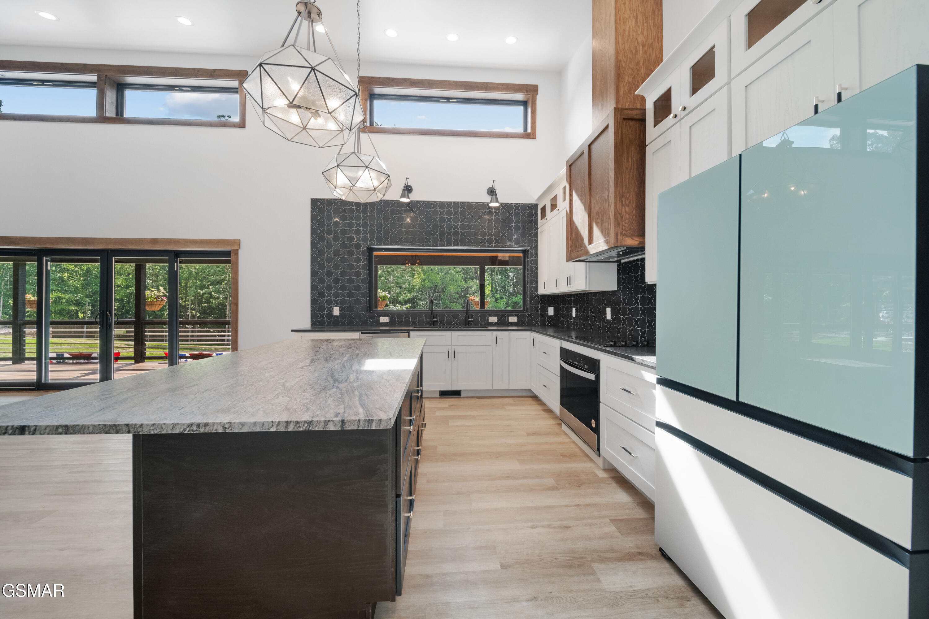 2466/2472 Mcqueen Way Sevierville TN 37876