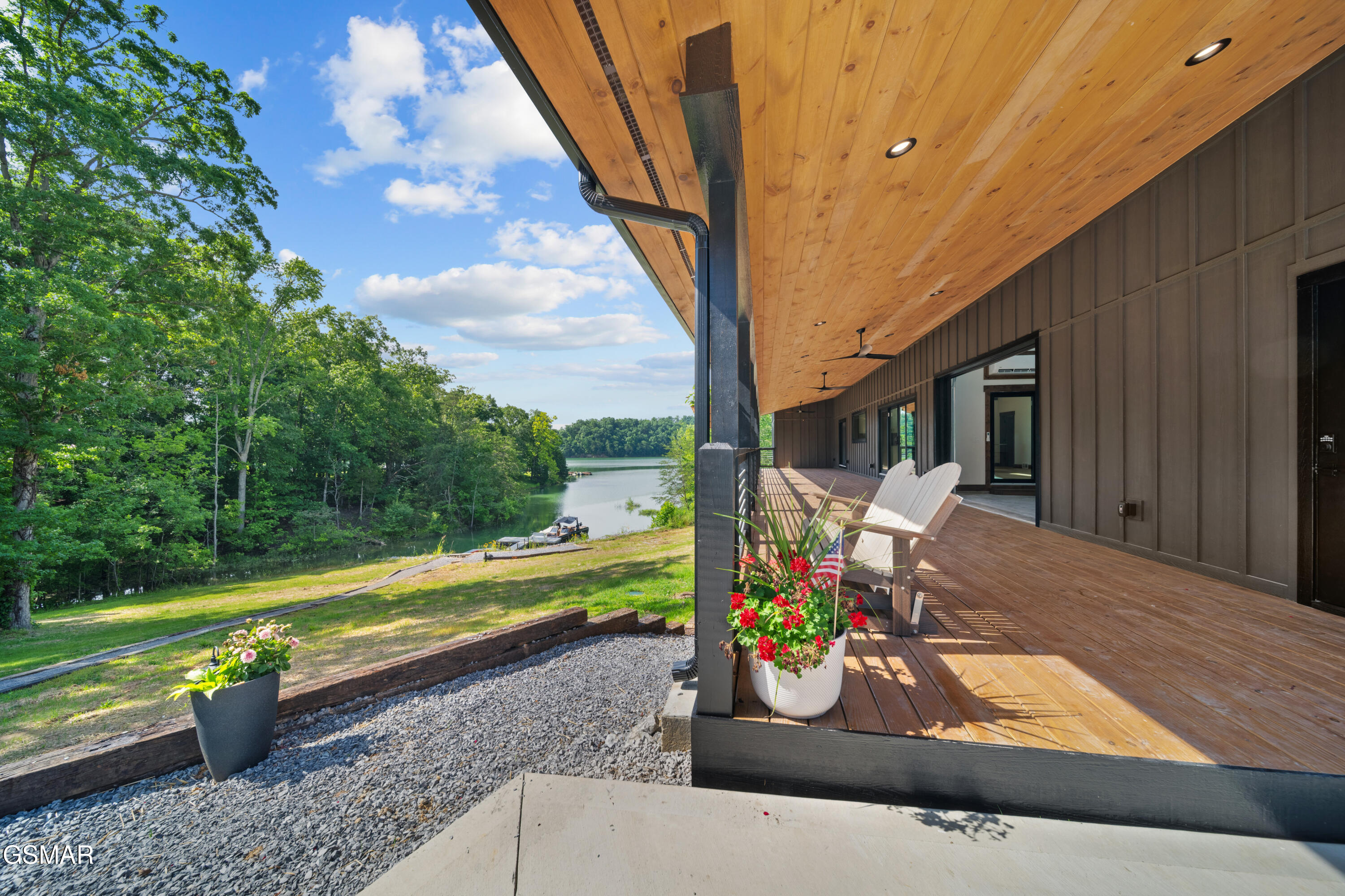 2466/2472 Mcqueen Way Sevierville TN 37876