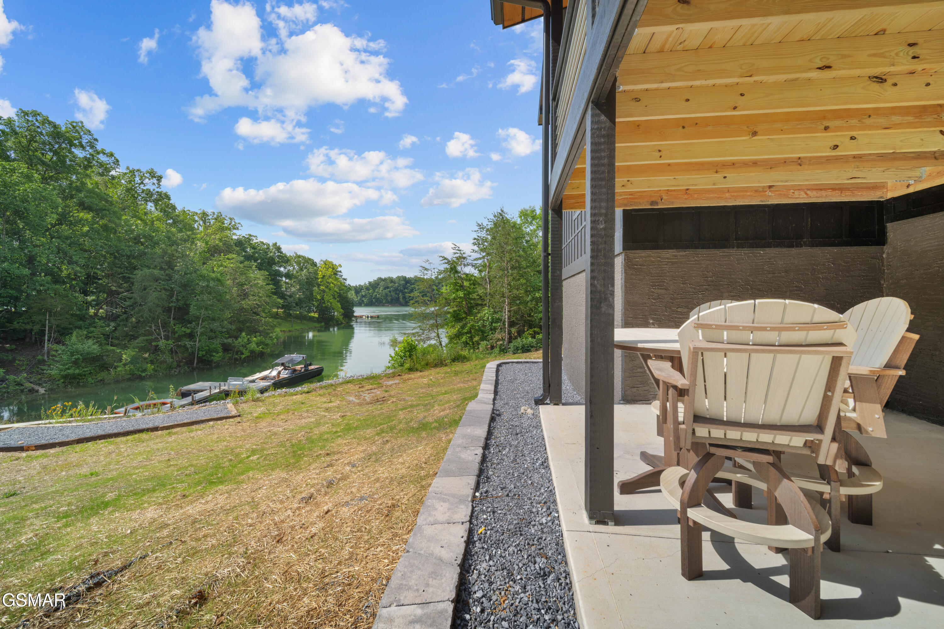 2466/2472 Mcqueen Way Sevierville TN 37876