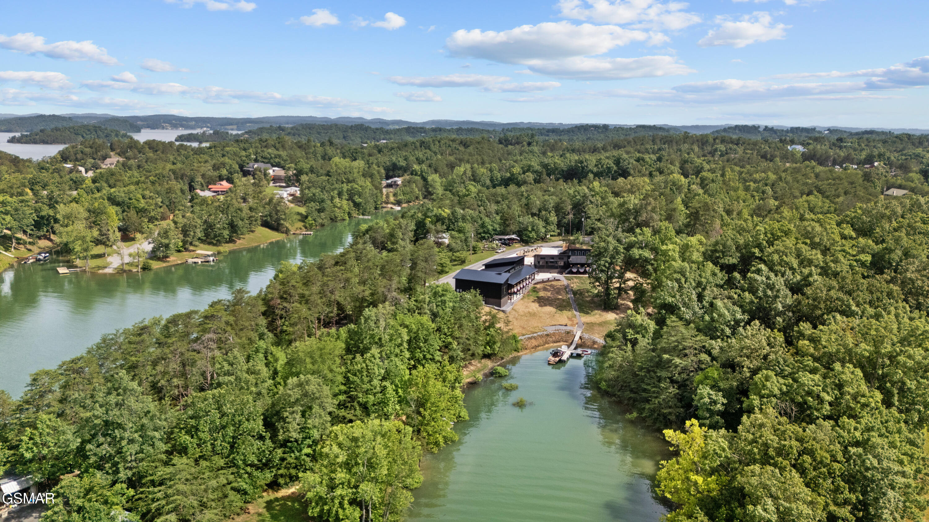 2466/2472 Mcqueen Way Sevierville TN 37876