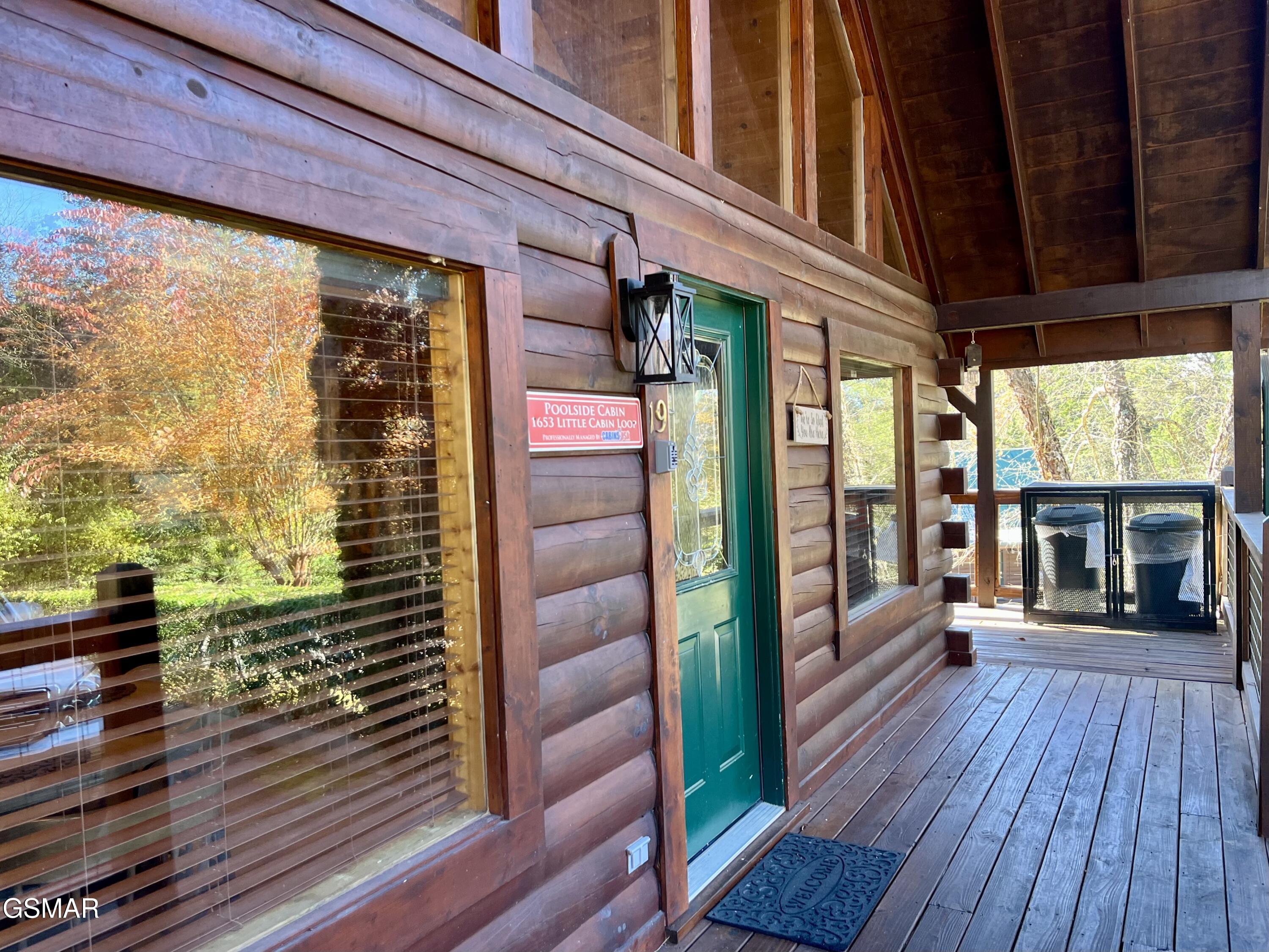 1653 Little Cabin Loop Sevierville TN 37862