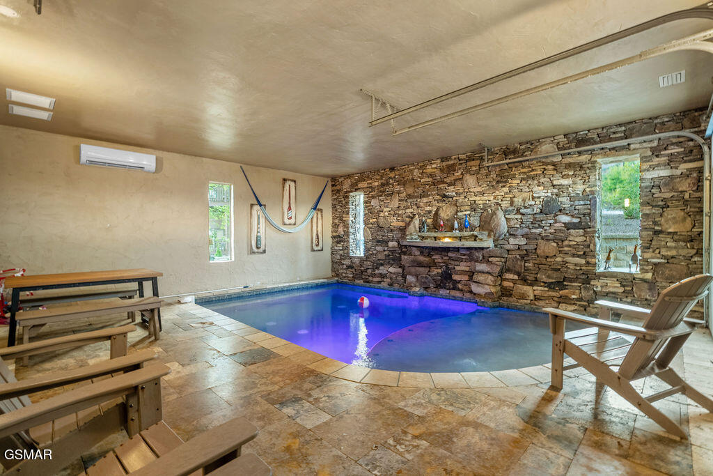 3222 Laurel Cove Trail Sevierville TN 37862