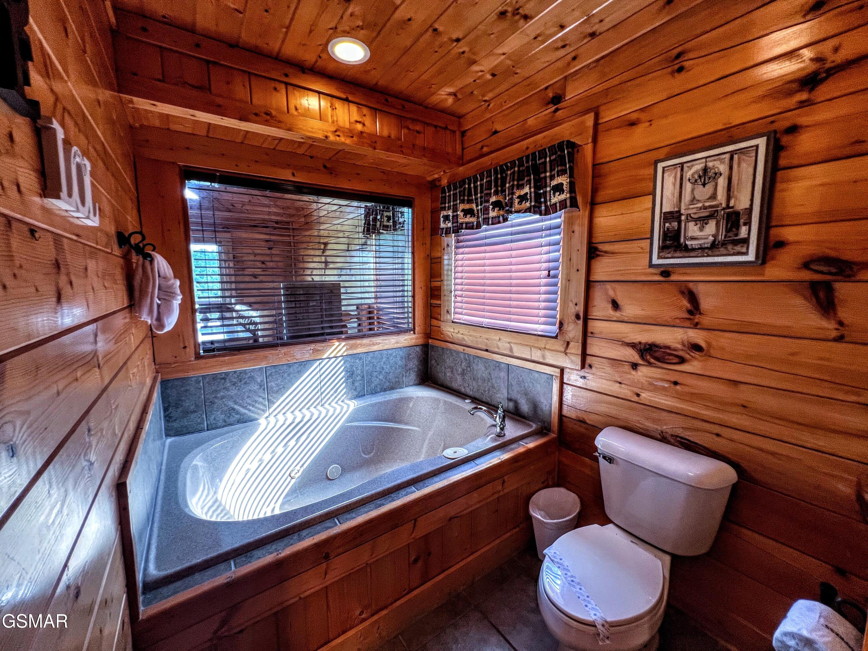 2866 White Oak Ridge Lane Sevierville TN 37862