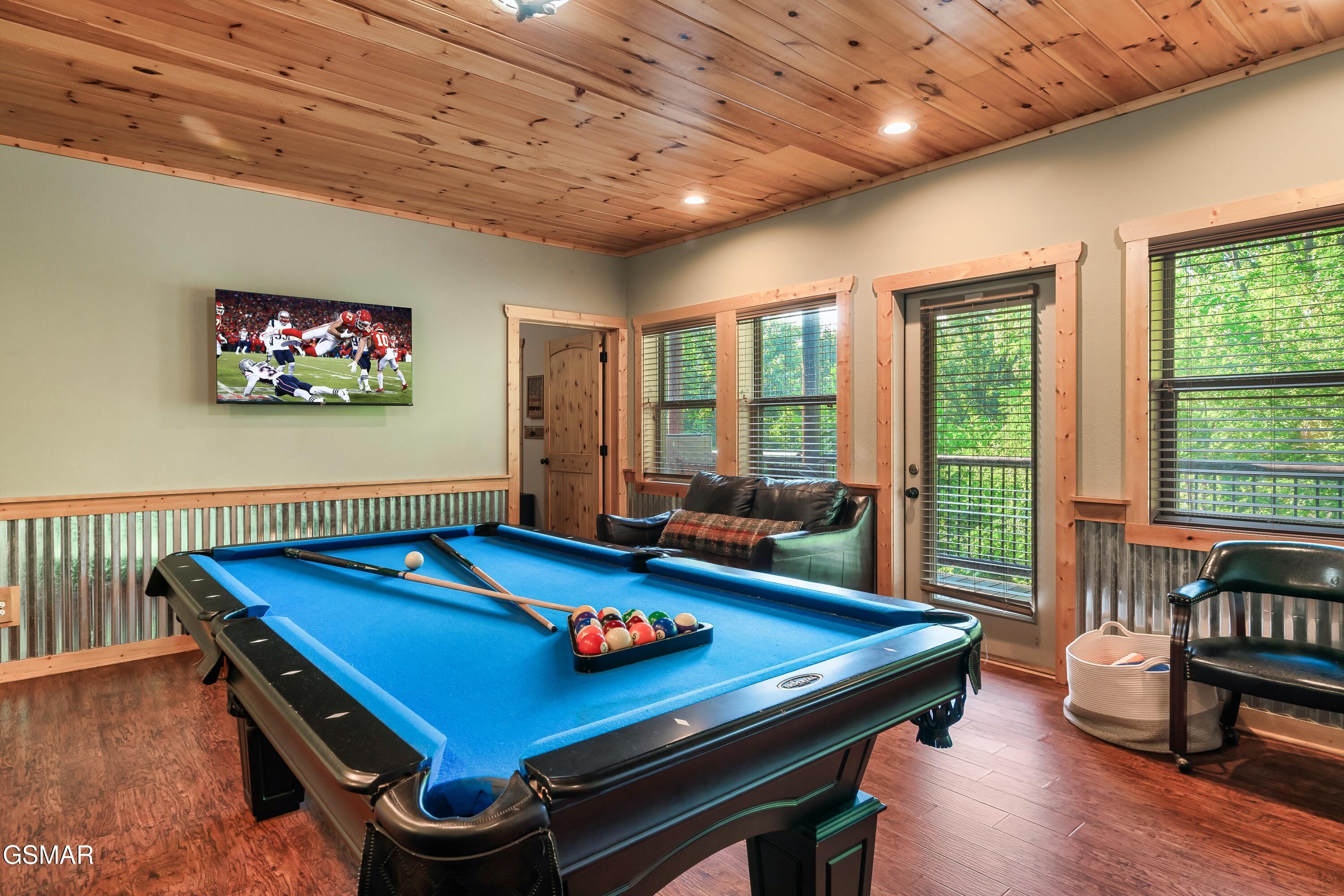 1017 Wiley Oakley Drive Gatlinburg TN 37738