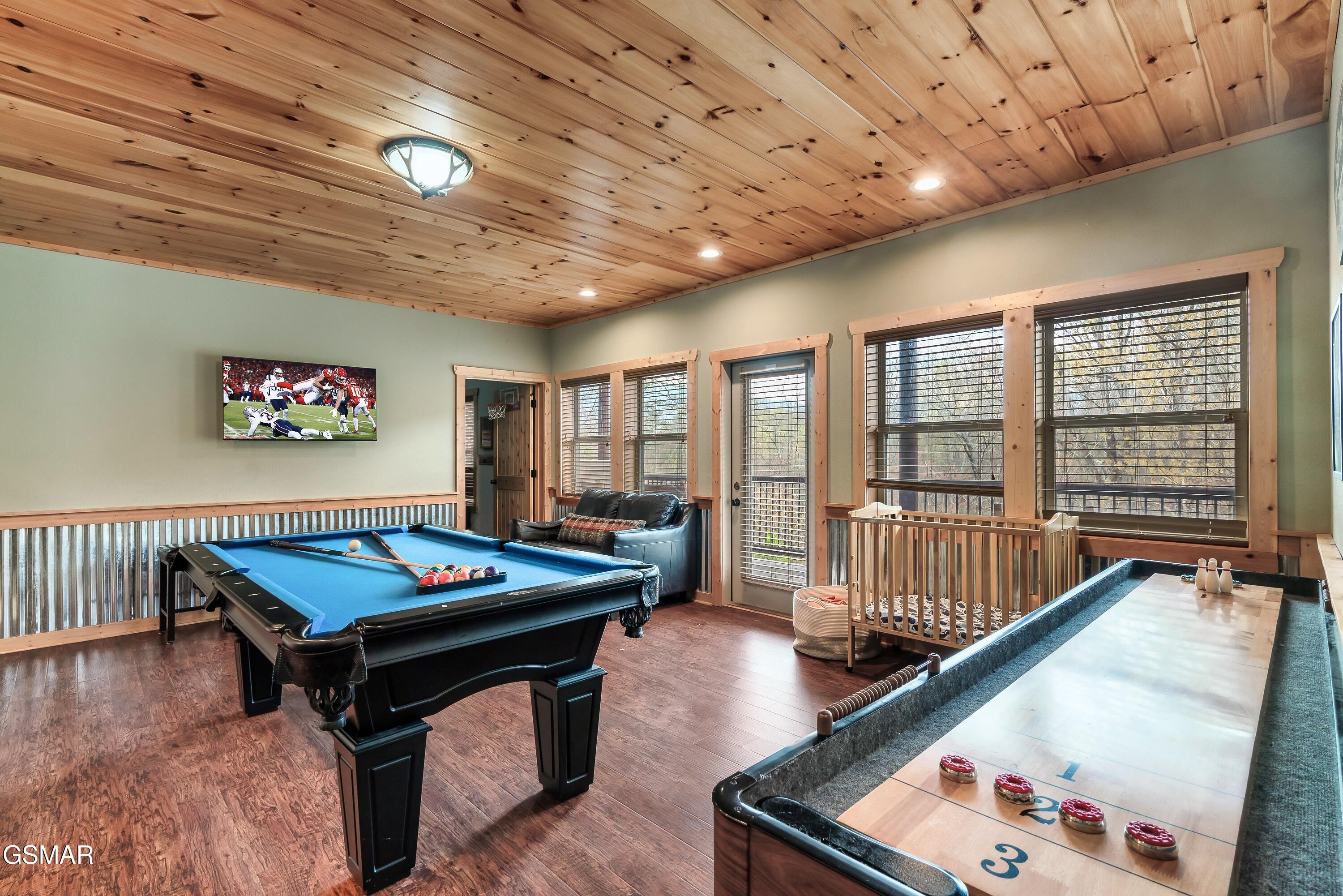 1017 Wiley Oakley Drive Gatlinburg TN 37738