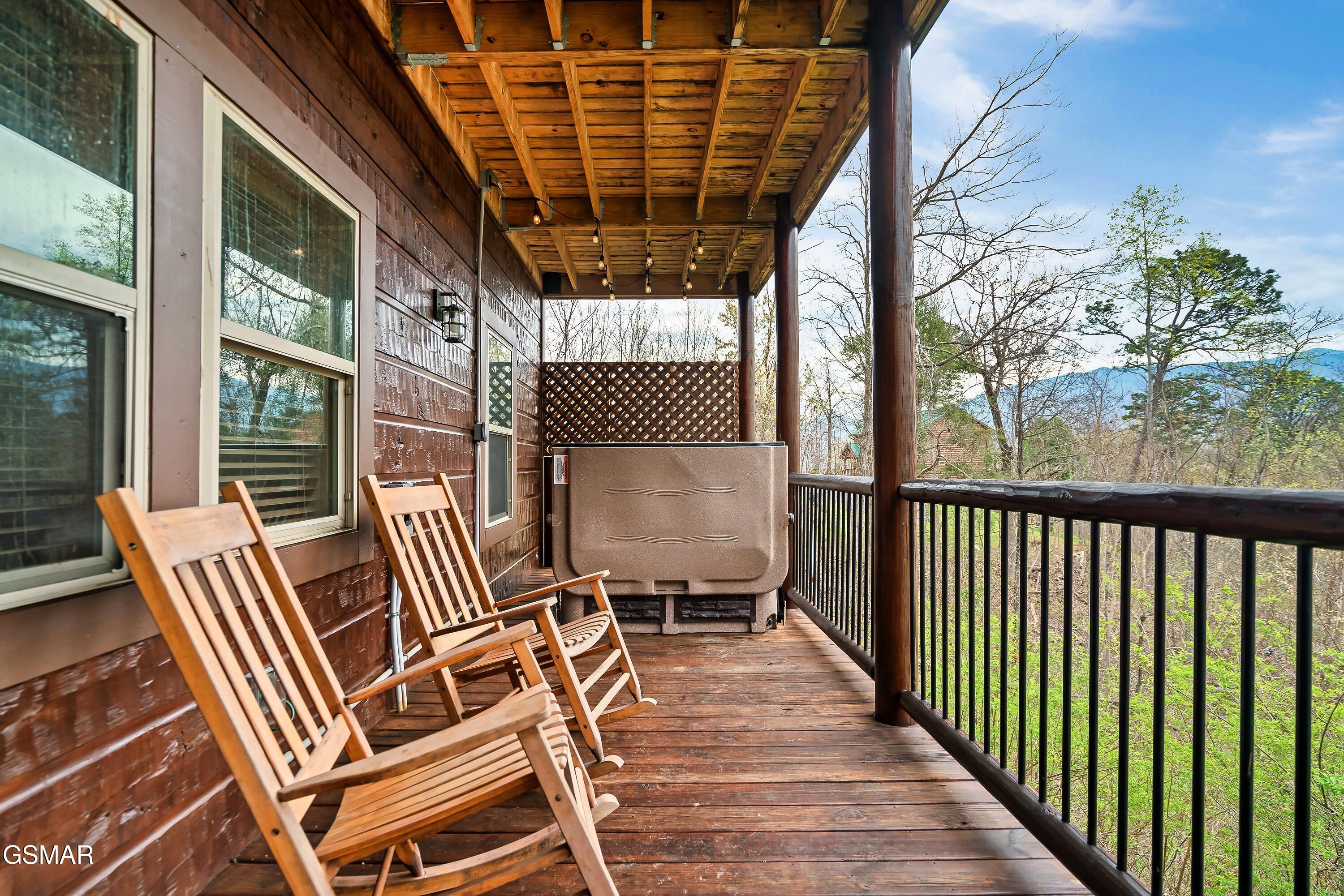 1017 Wiley Oakley Drive Gatlinburg TN 37738