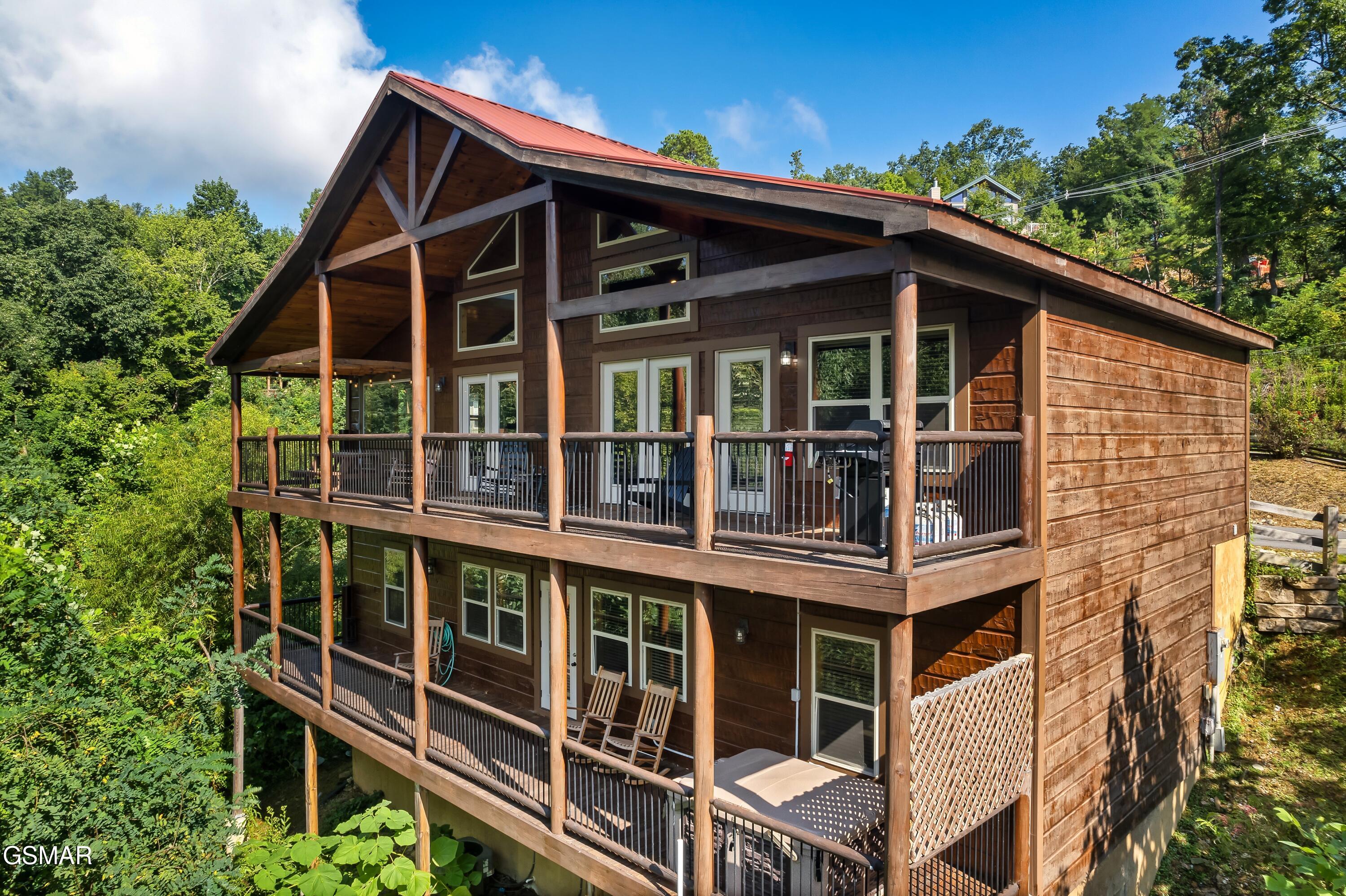 1017 Wiley Oakley Drive Gatlinburg TN 37738