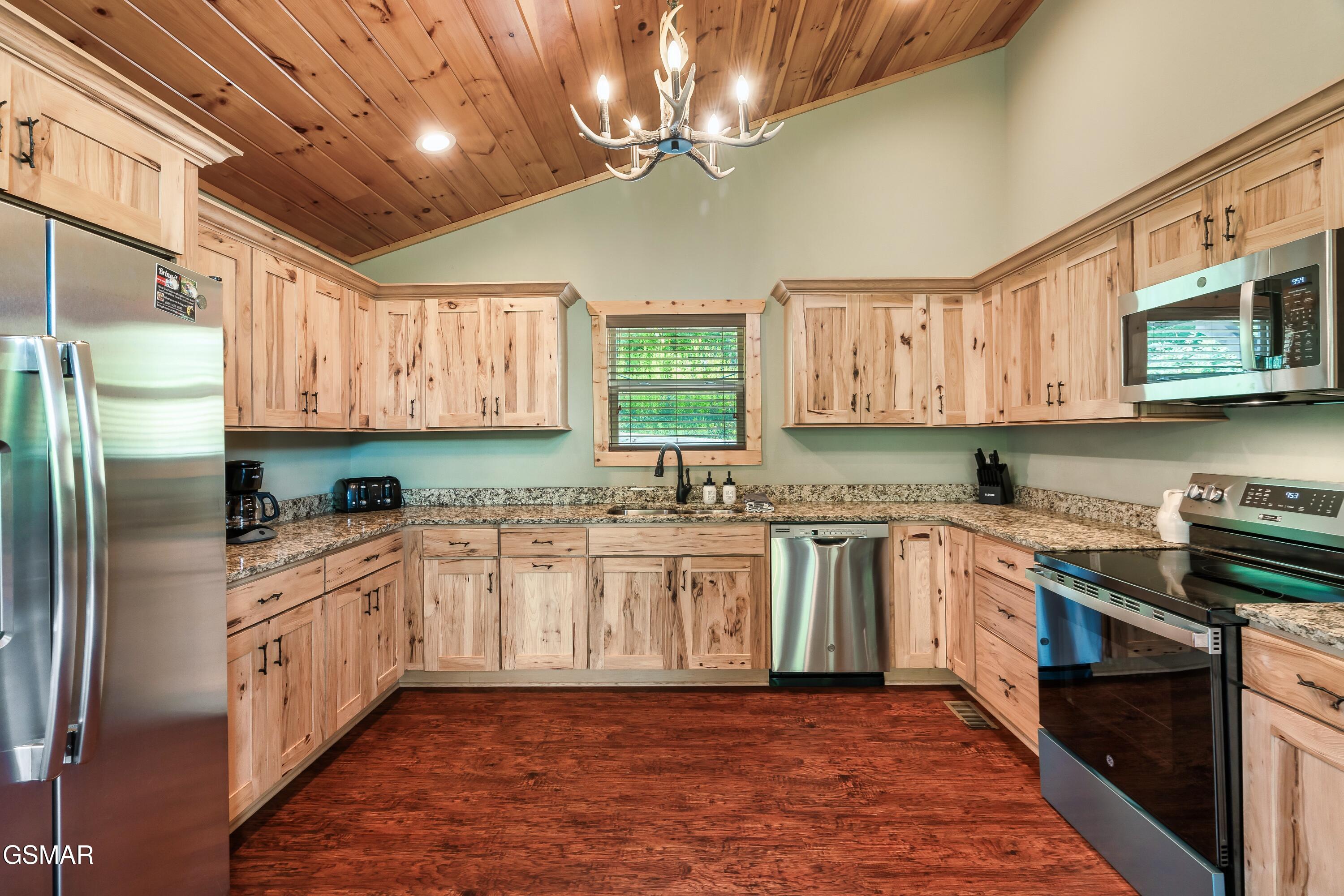 1017 Wiley Oakley Drive Gatlinburg TN 37738