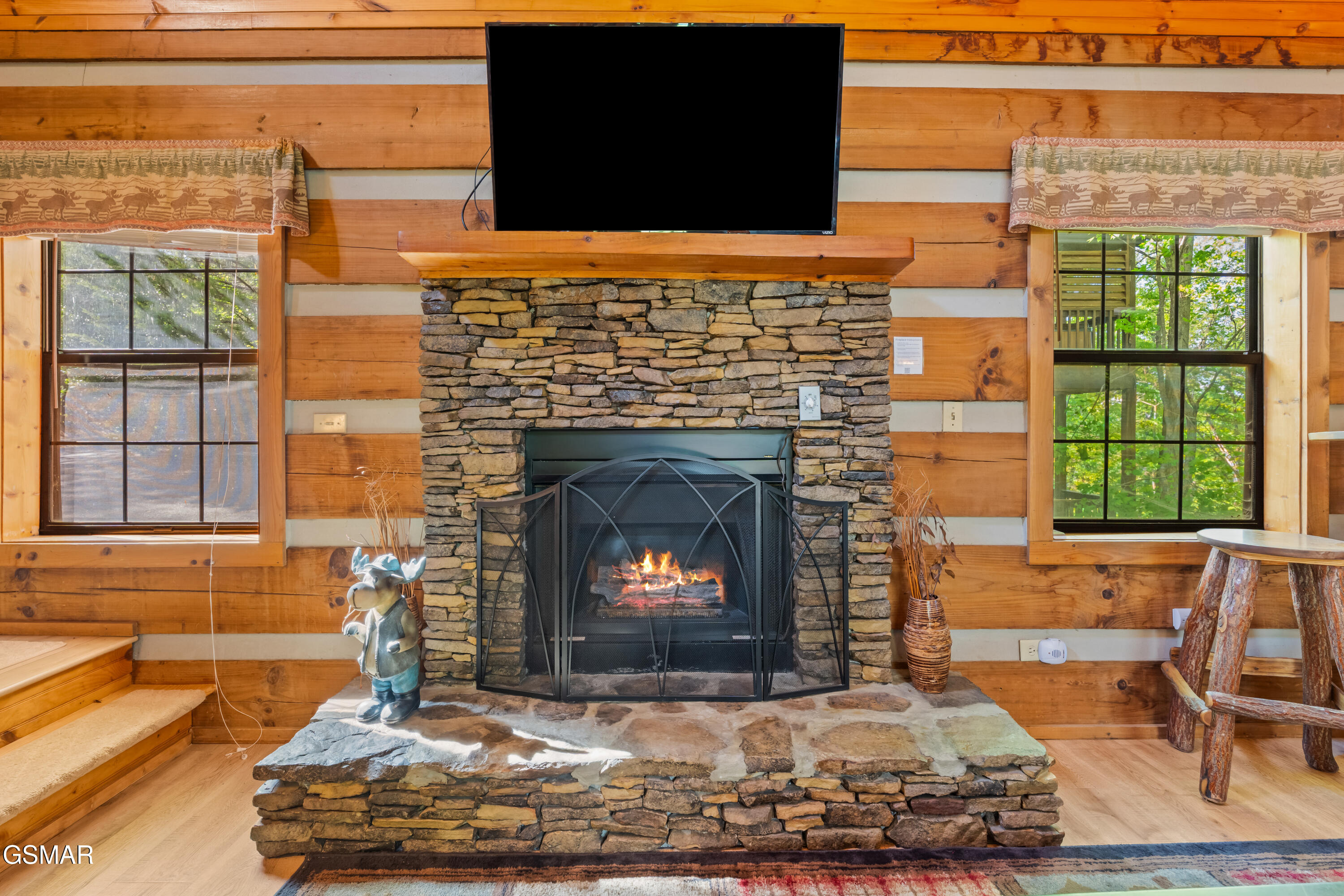742 Nighthawk Way Pigeon Forge TN 37863