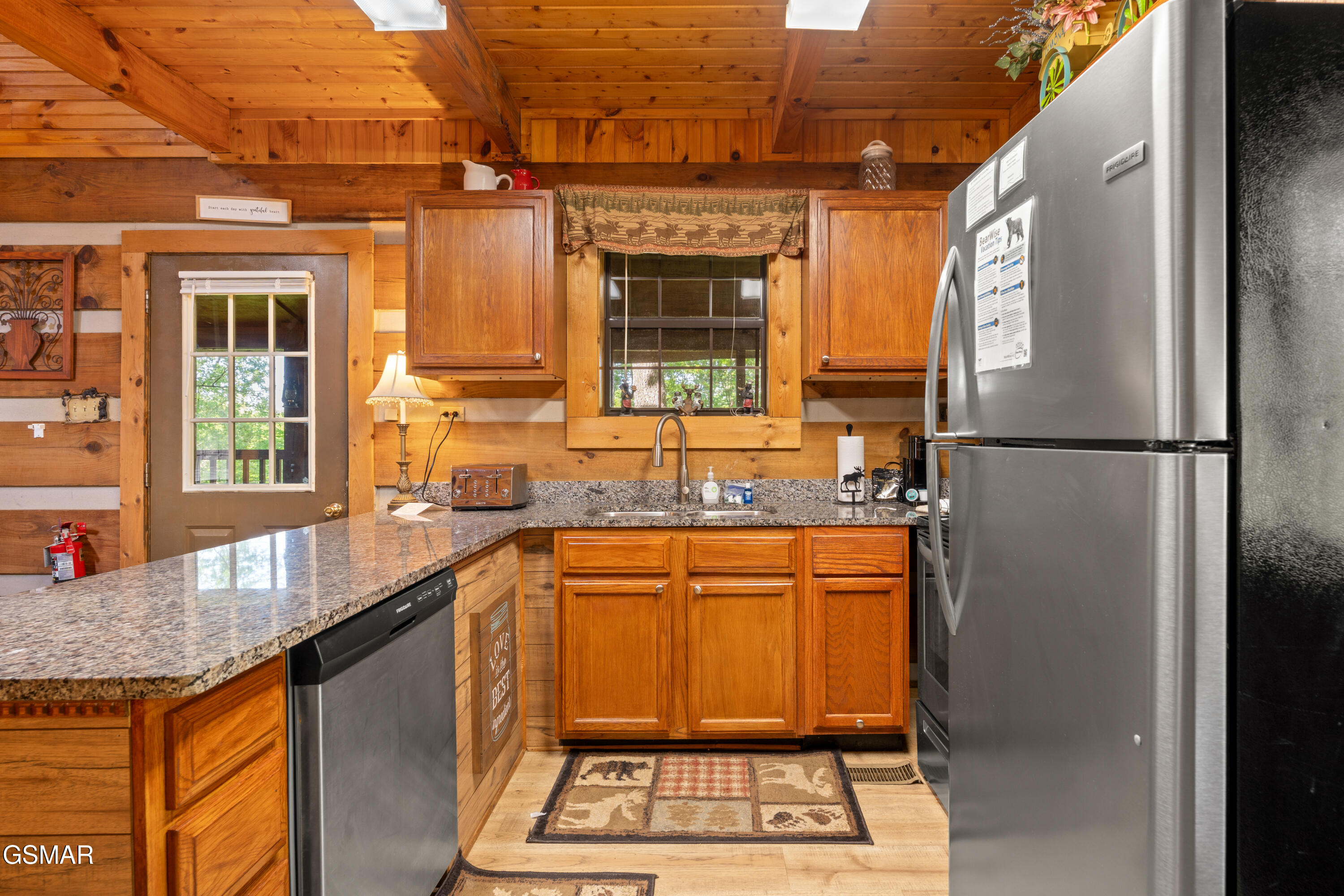 742 Nighthawk Way Pigeon Forge TN 37863