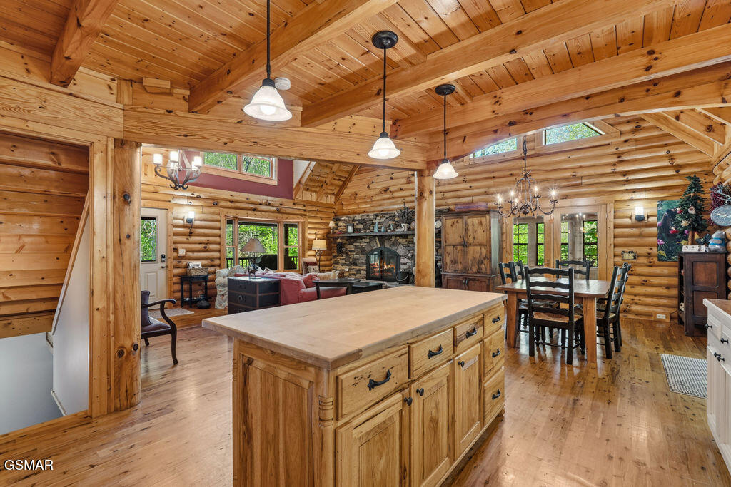 2202 Price Cove Road Sevierville TN 37876