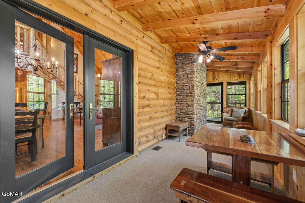 2202 Price Cove Road Sevierville TN 37876