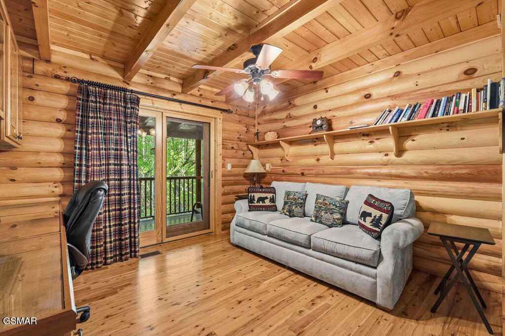 2202 Price Cove Road Sevierville TN 37876
