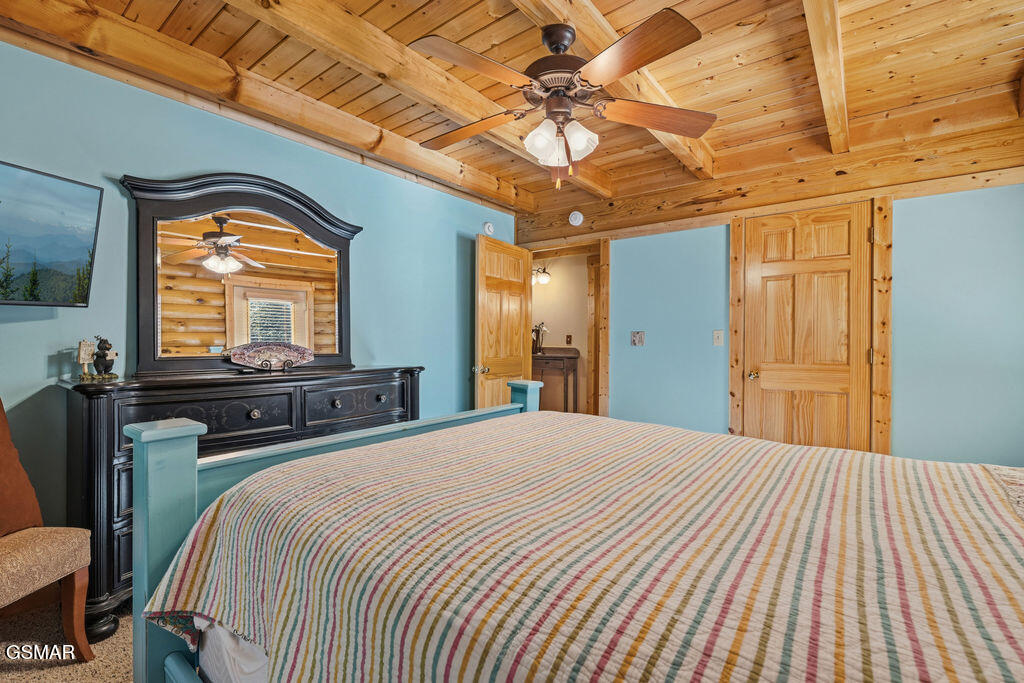 2202 Price Cove Road Sevierville TN 37876