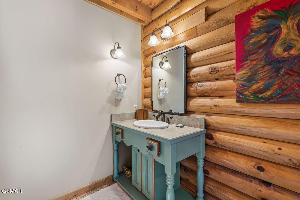 2202 Price Cove Road Sevierville TN 37876