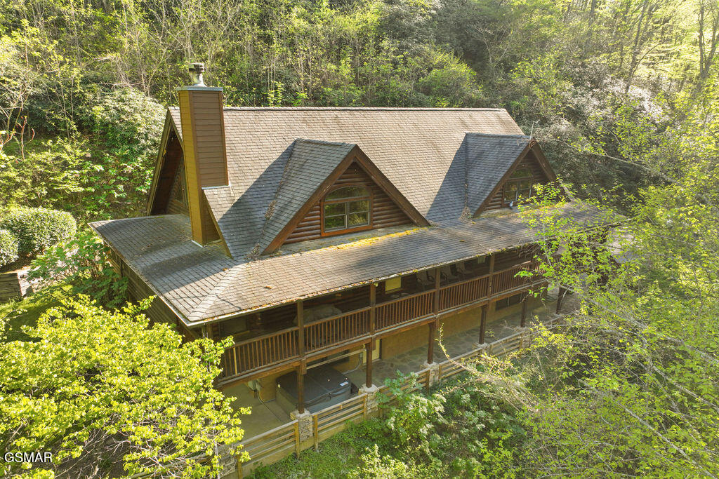 2202 Price Cove Road Sevierville TN 37876