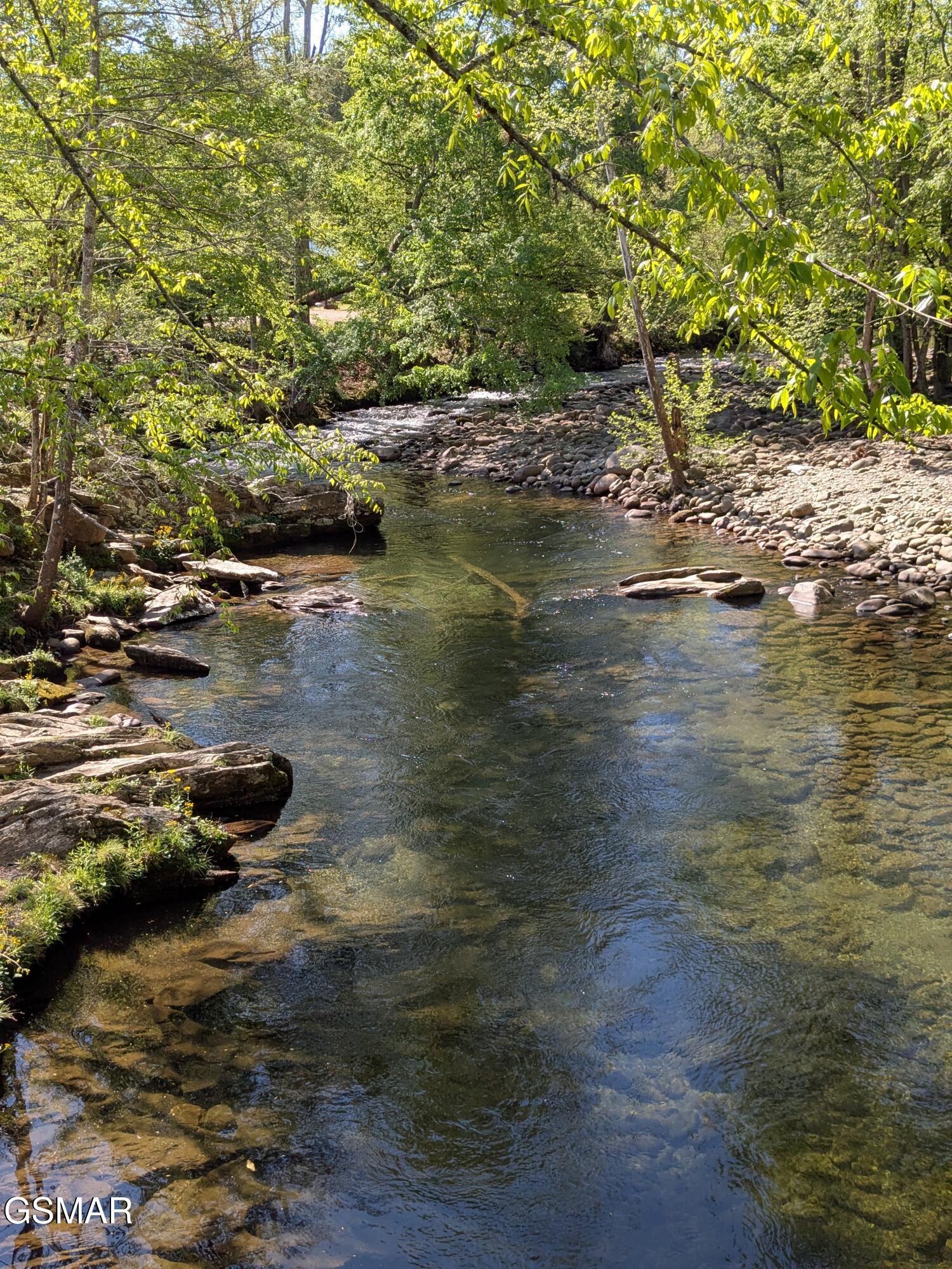 2202 Price Cove Road Sevierville TN 37876