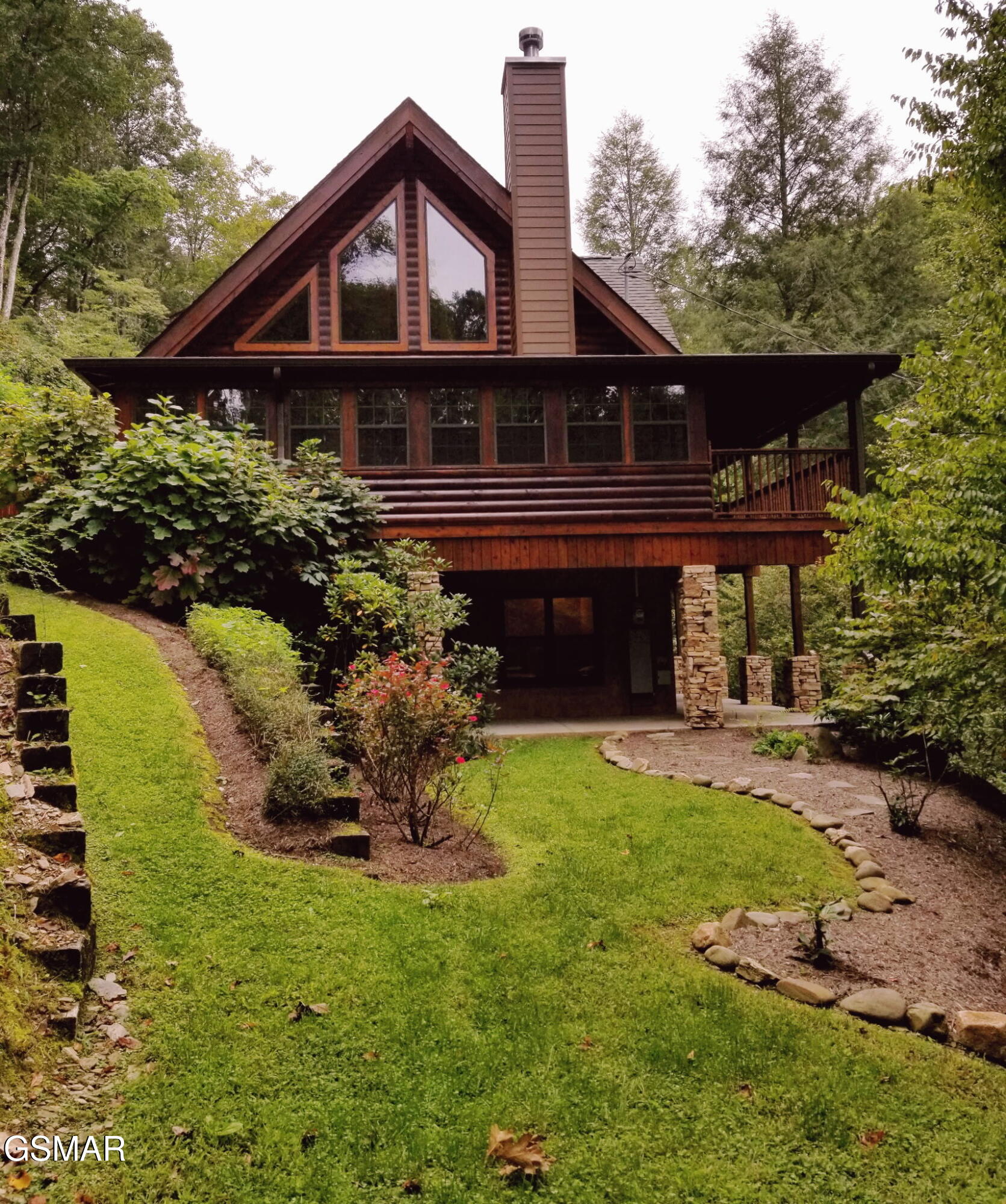 2202 Price Cove Road Sevierville TN 37876