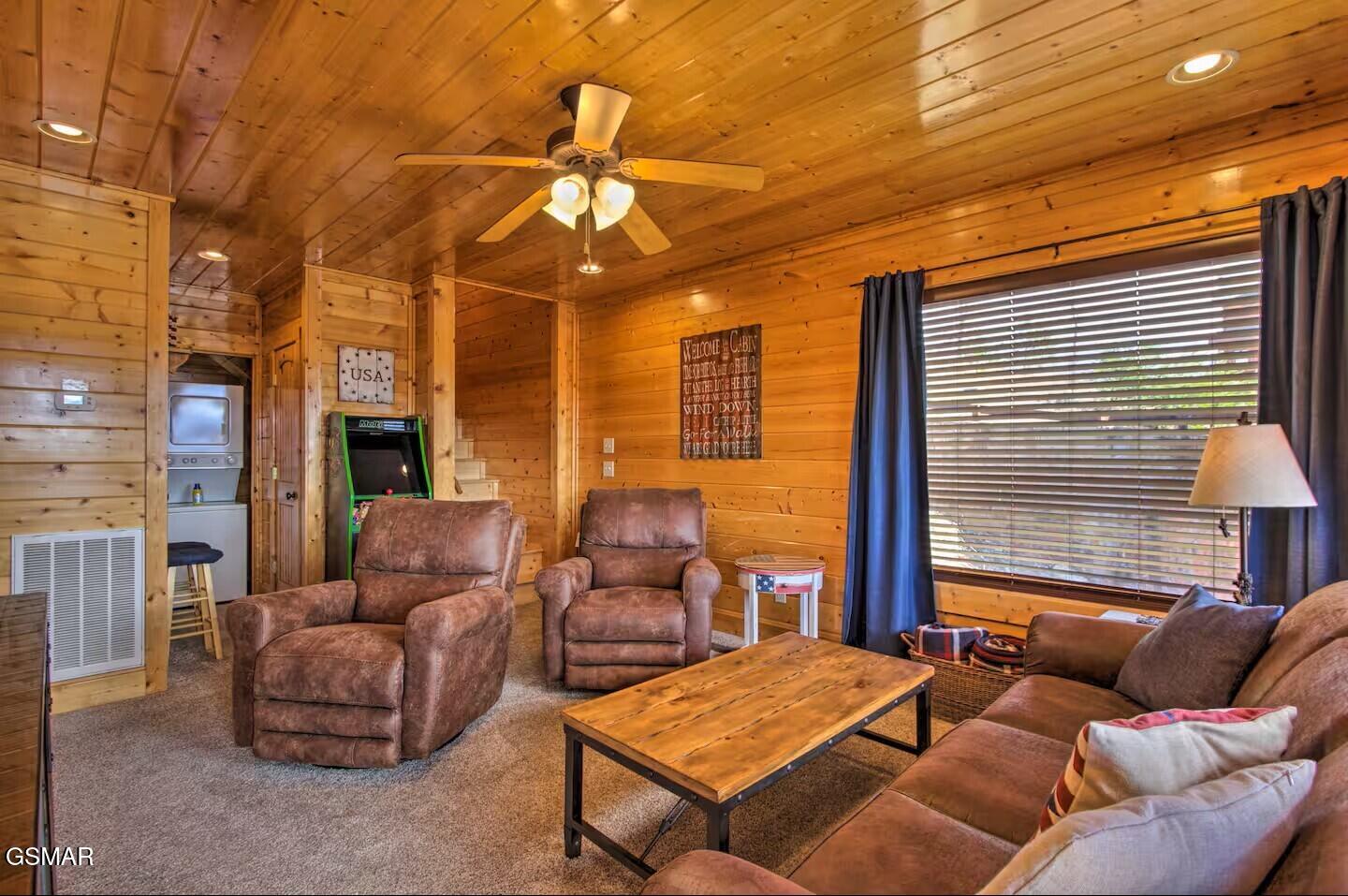 2310 Top Of The World Drive Sevierville TN 37876