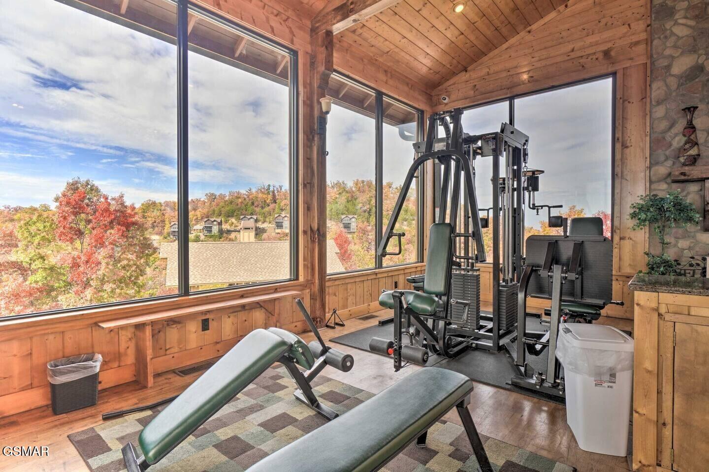 2310 Top Of The World Drive Sevierville TN 37876