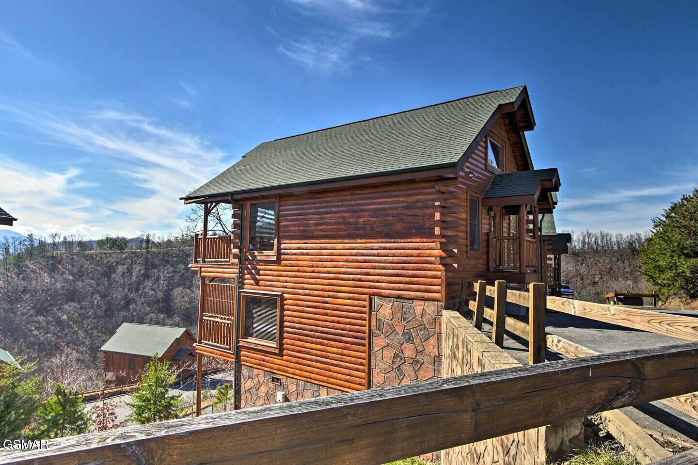 2310 Top Of The World Drive Sevierville TN 37876