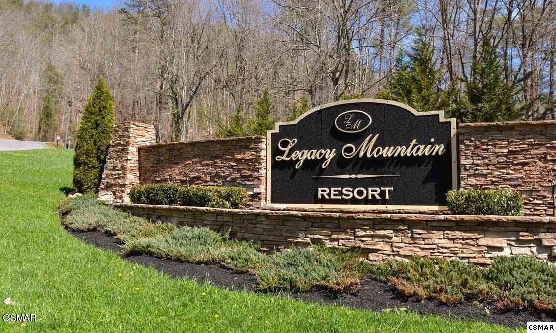 2310 Top Of The World Drive Sevierville TN 37876