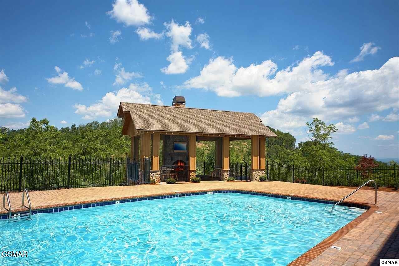 2310 Top Of The World Drive Sevierville TN 37876