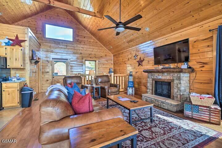 2310 Top Of The World Drive Sevierville TN 37876