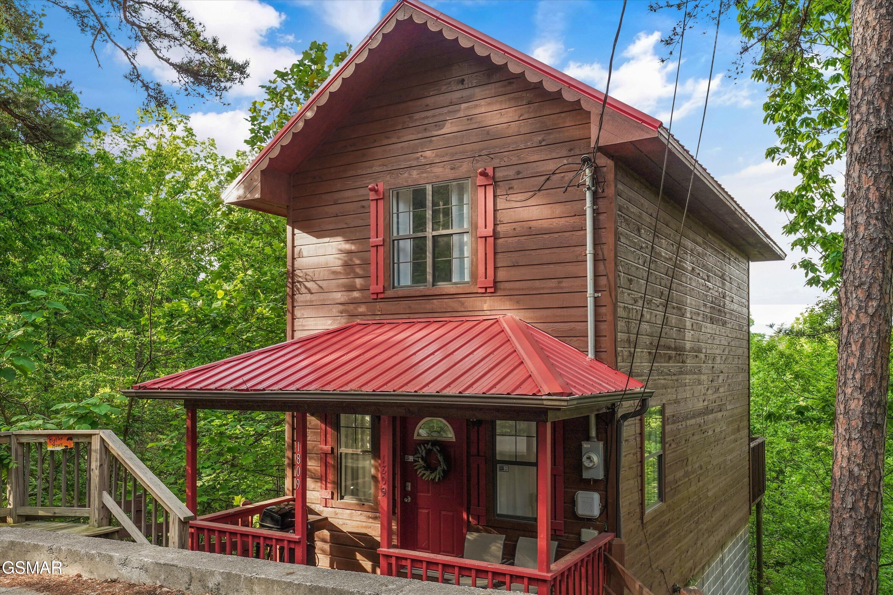 1809 Red Bone Way Sevierville TN 37876