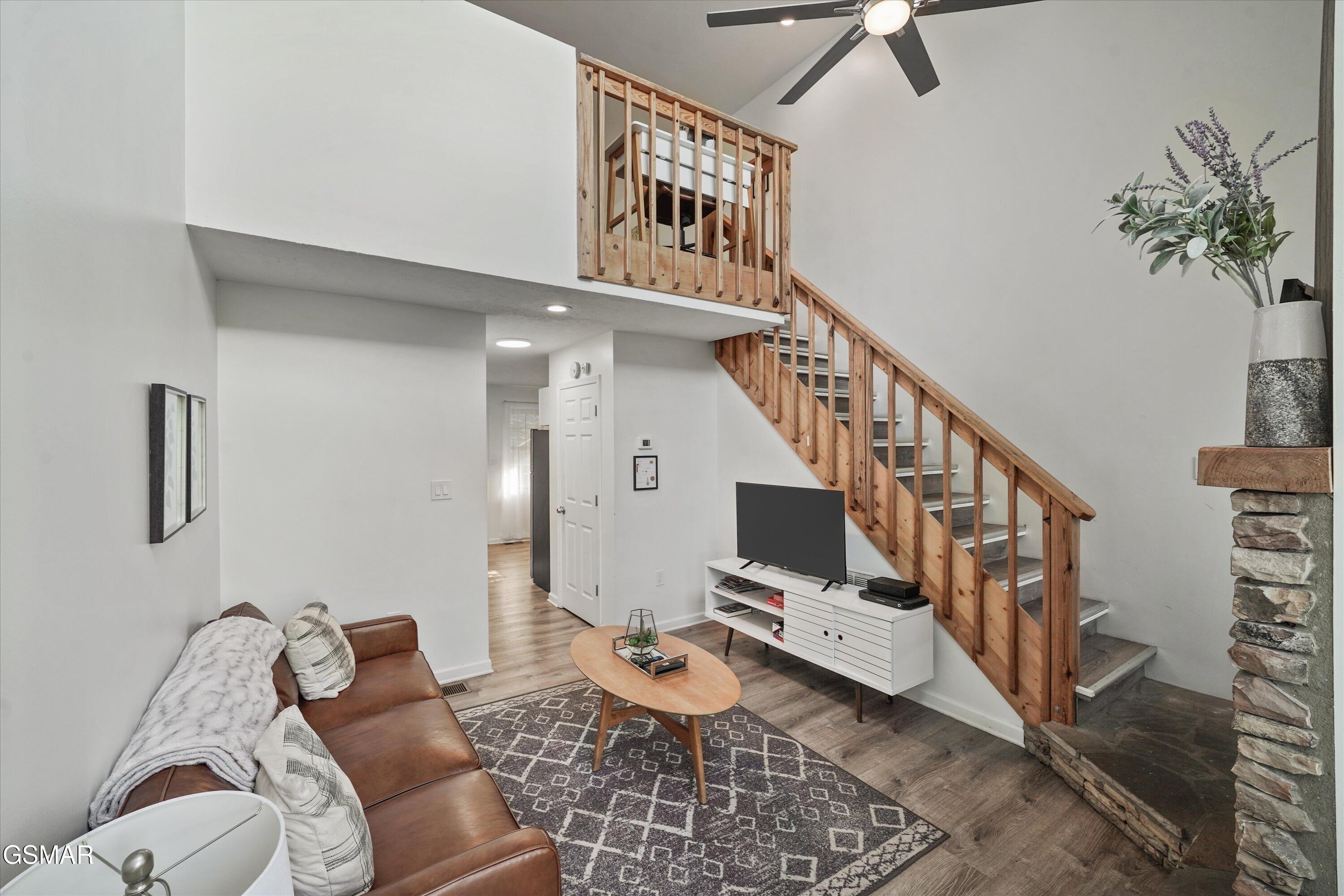 1809 Red Bone Way Sevierville TN 37876
