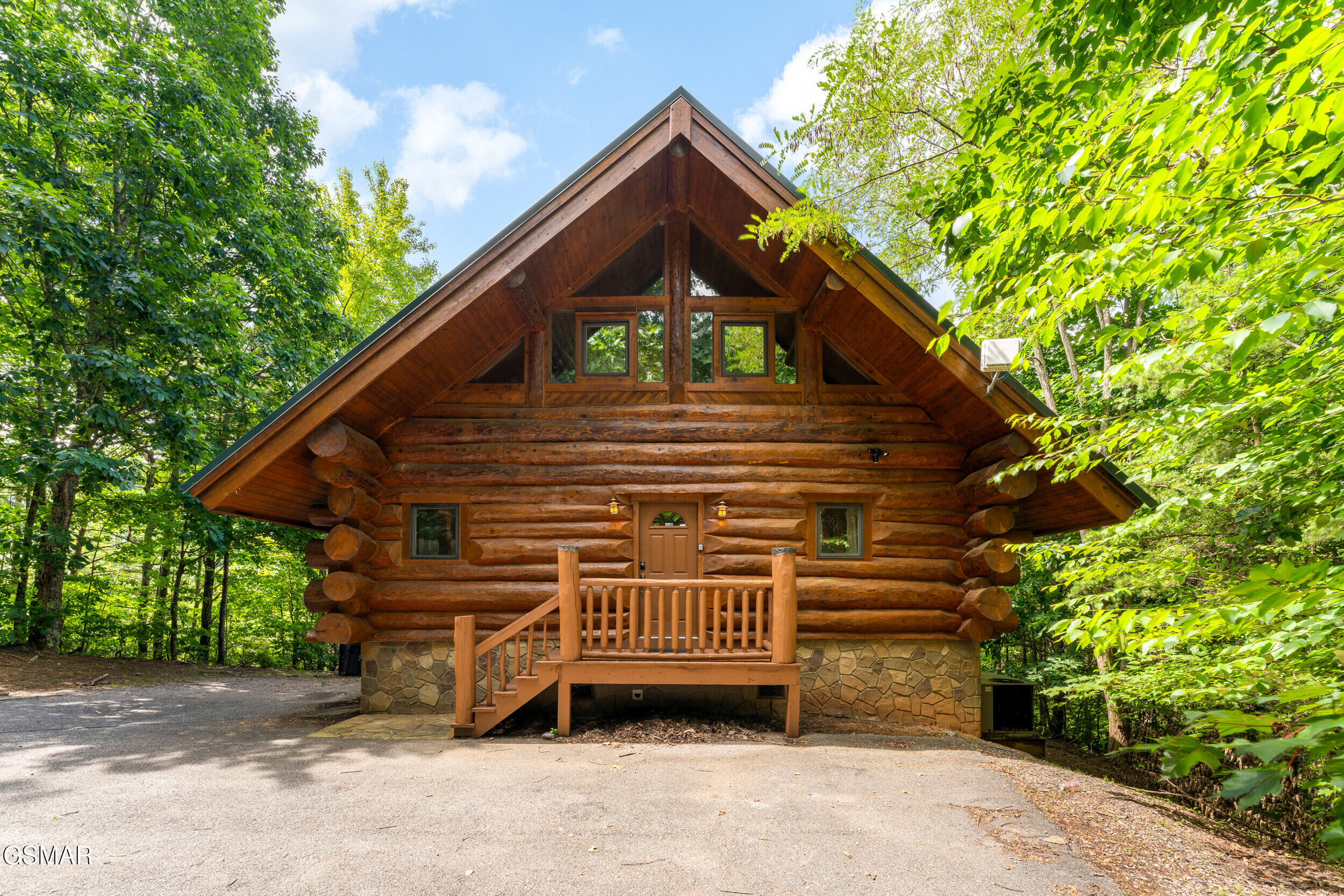 617 Almost Heaven Way Gatlinburg TN 37738