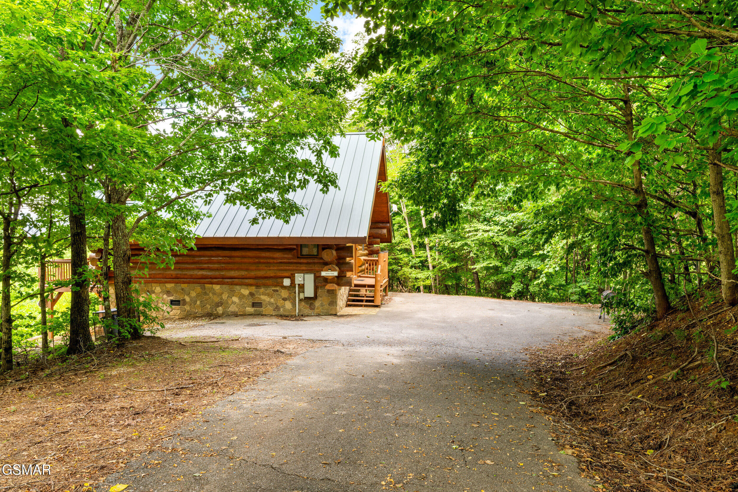 617 Almost Heaven Way Gatlinburg TN 37738