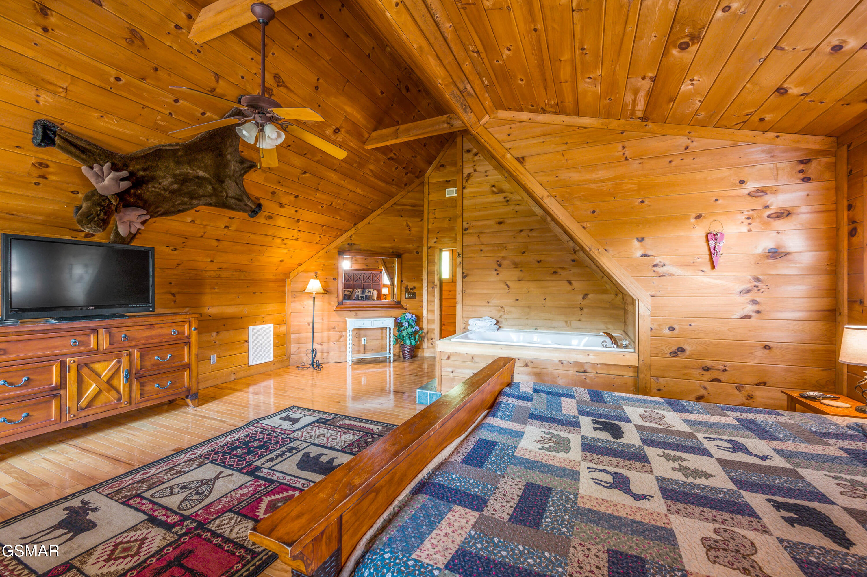 1619 Jed Trail Sevierville TN 37862