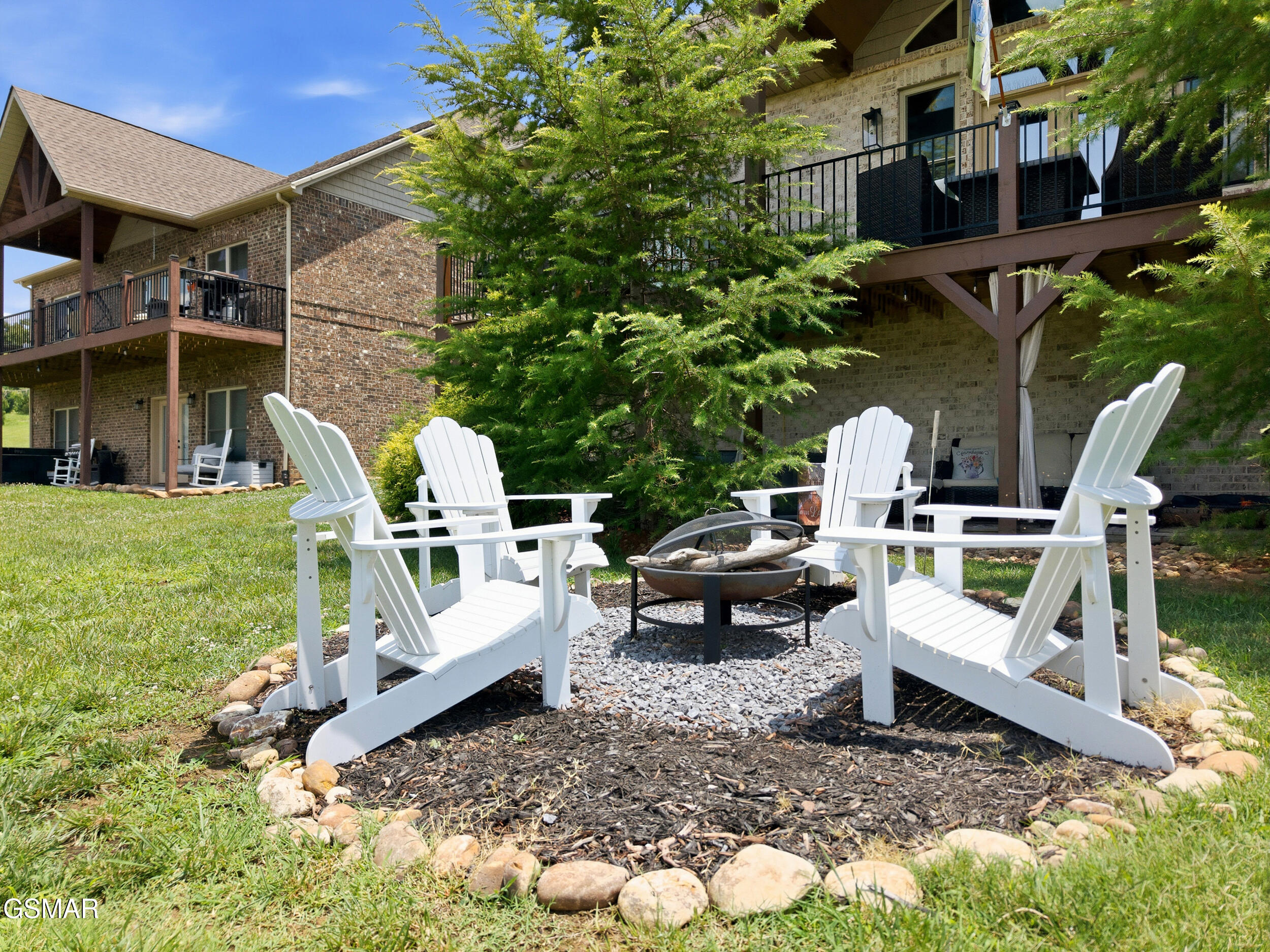 705 Waters Edge Dandridge TN 37725