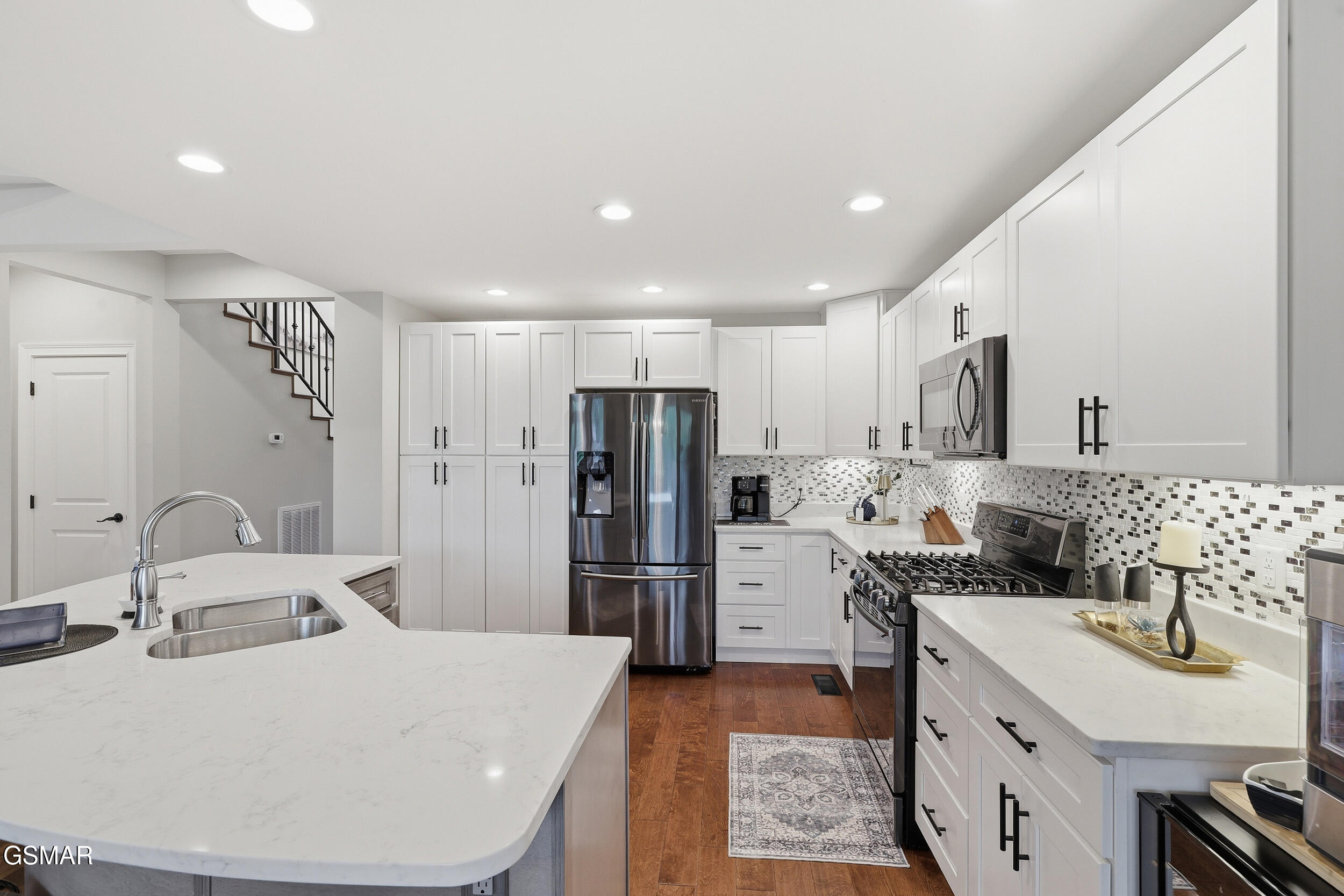 705 Waters Edge Dandridge TN 37725