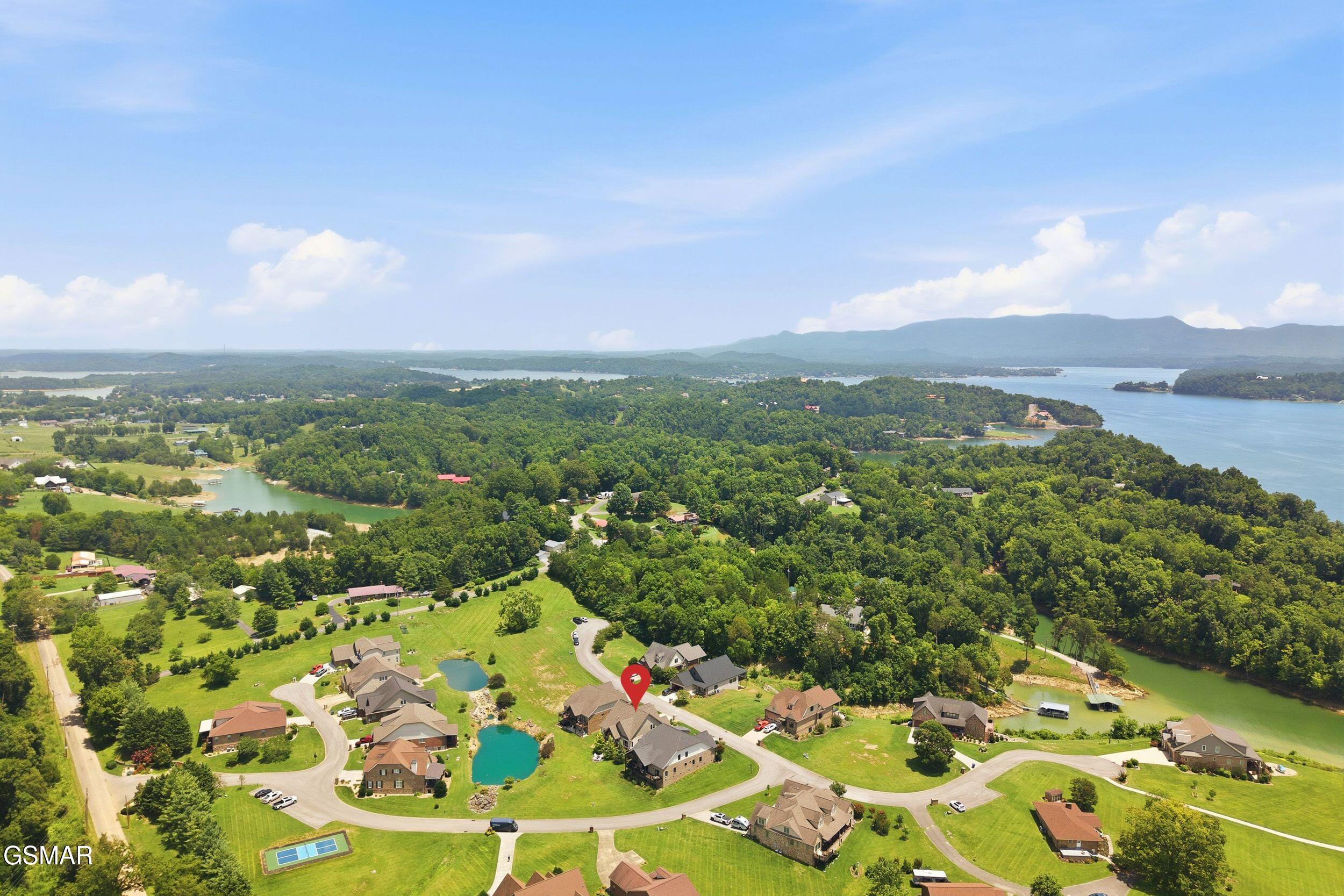 705 Waters Edge Dandridge TN 37725