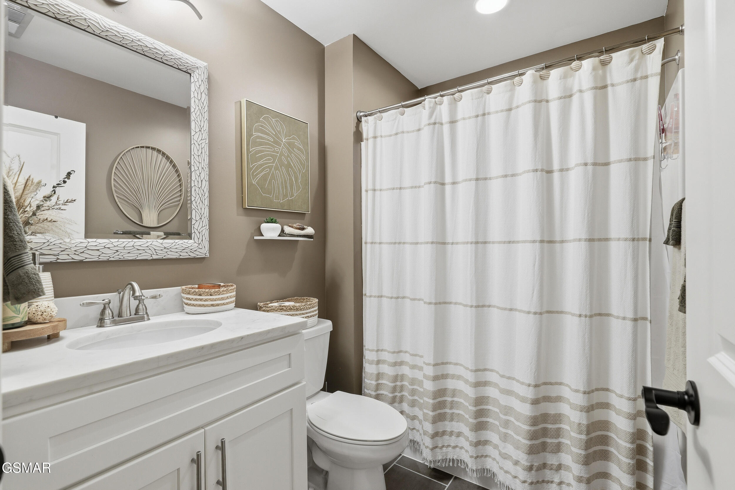 705 Waters Edge Dandridge TN 37725