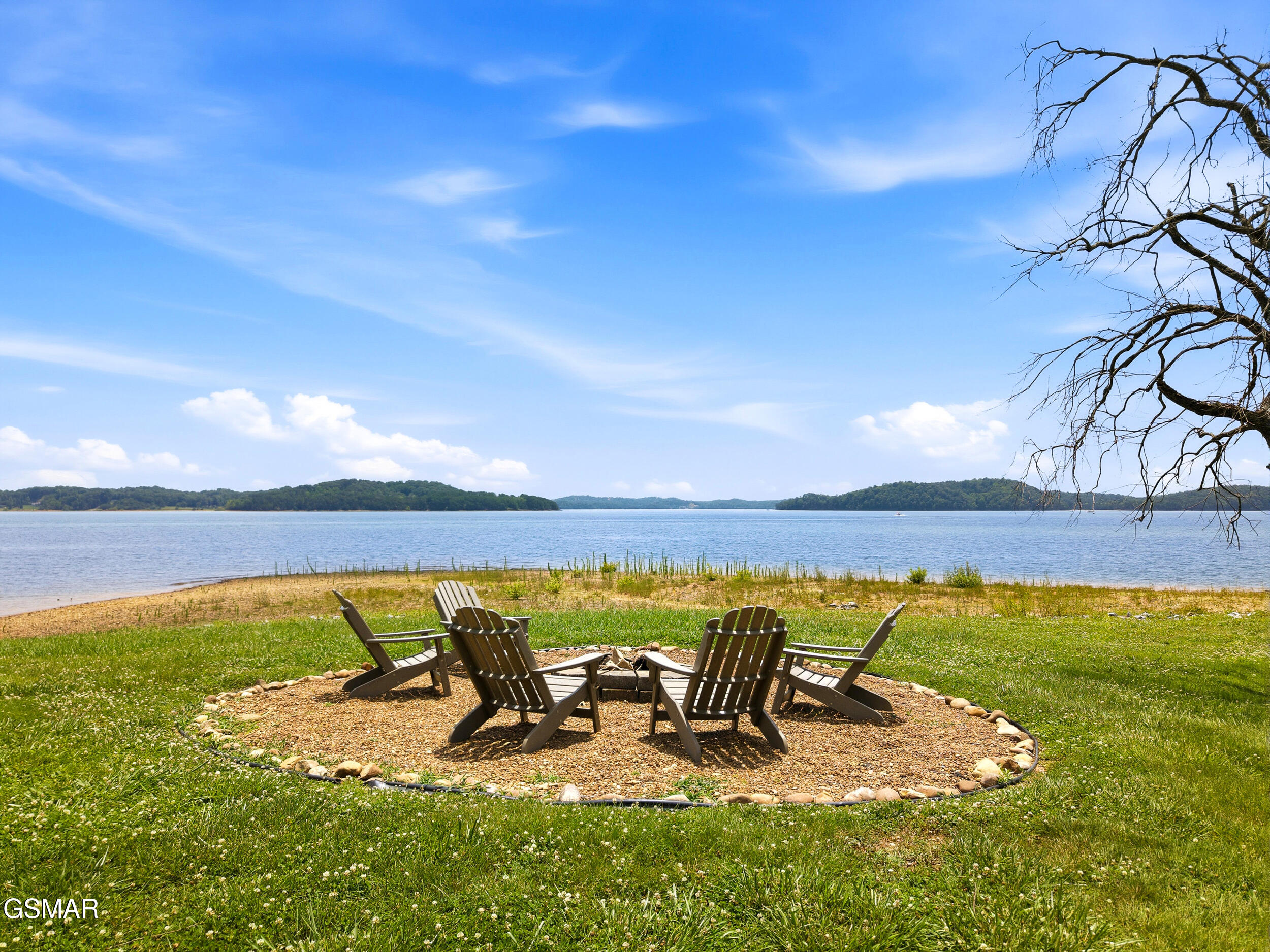 705 Waters Edge Dandridge TN 37725