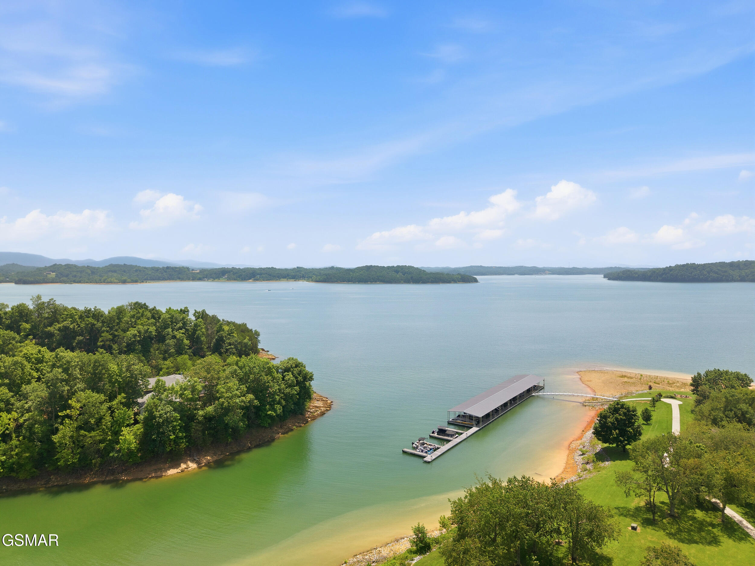 705 Waters Edge Dandridge TN 37725