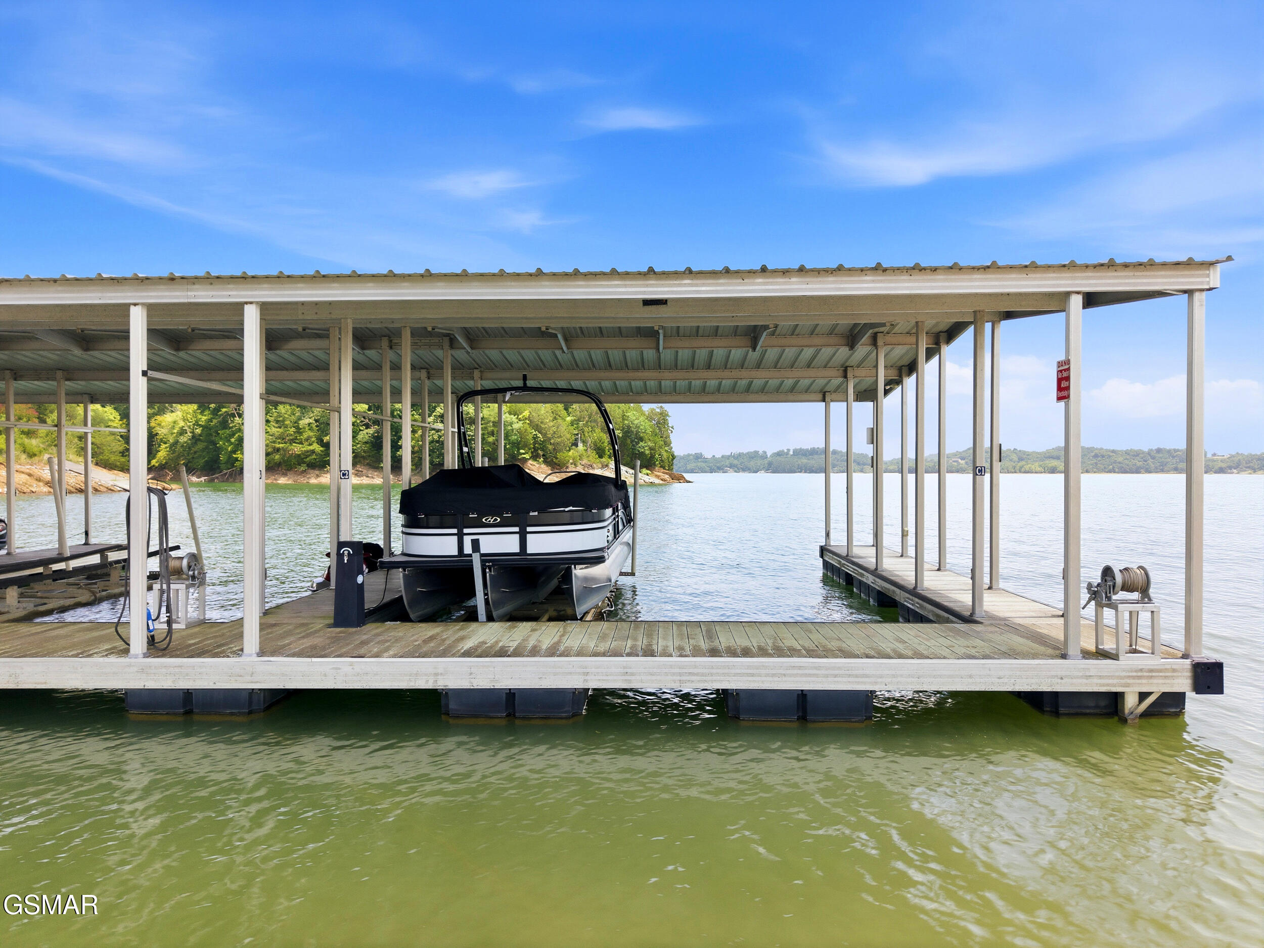 705 Waters Edge Dandridge TN 37725