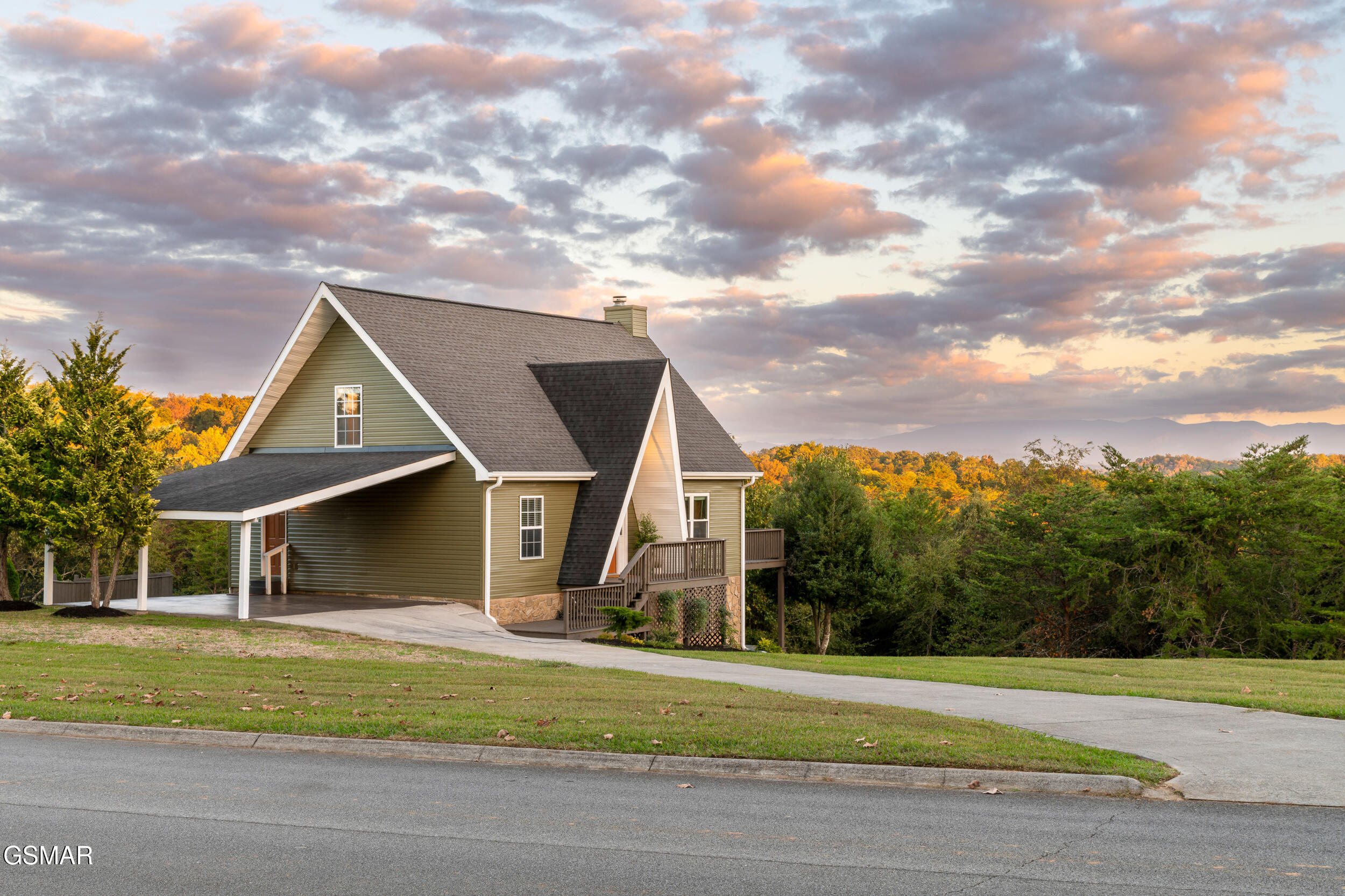 836 River Cliff Drive Kodak TN 37764