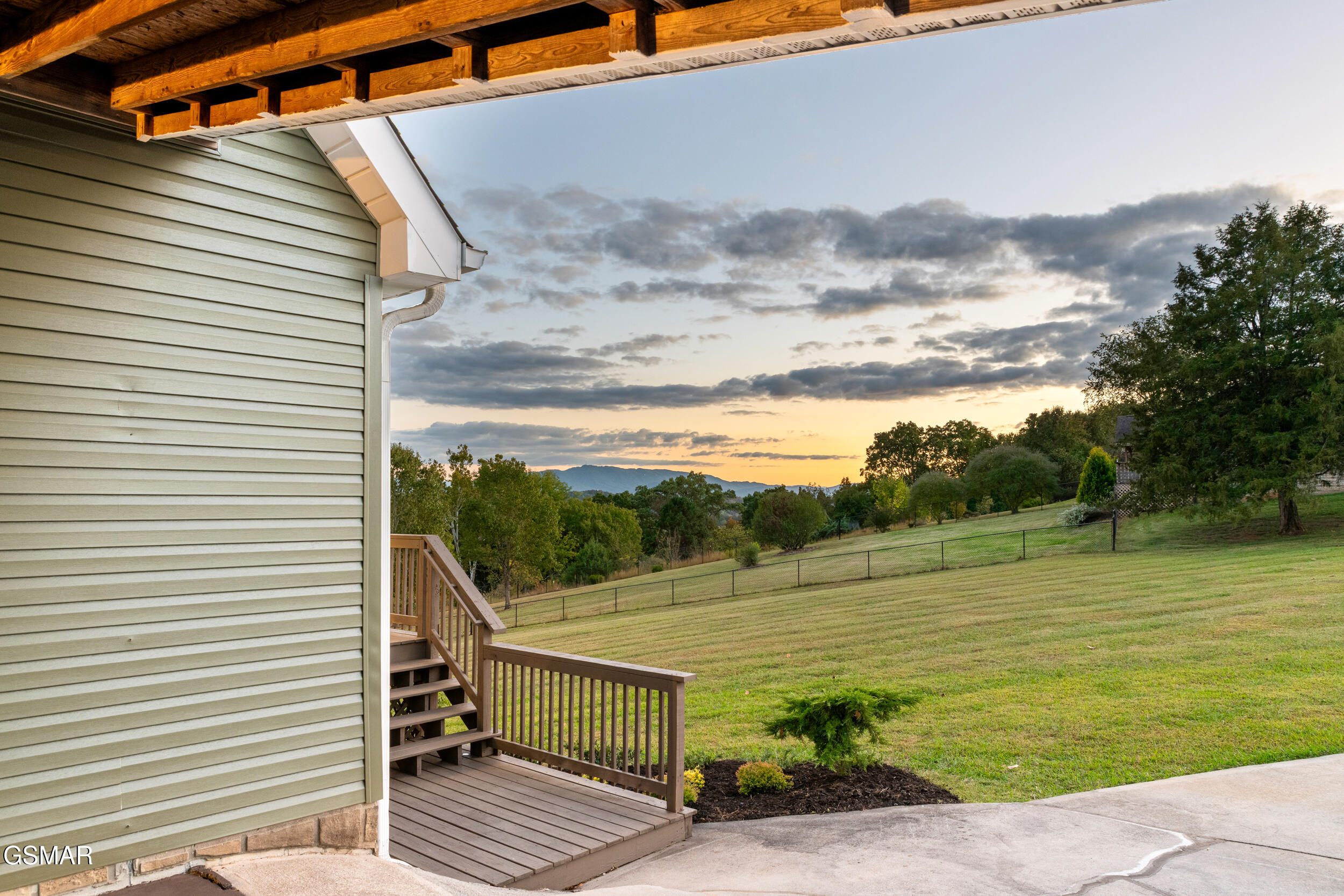 836 River Cliff Drive Kodak TN 37764