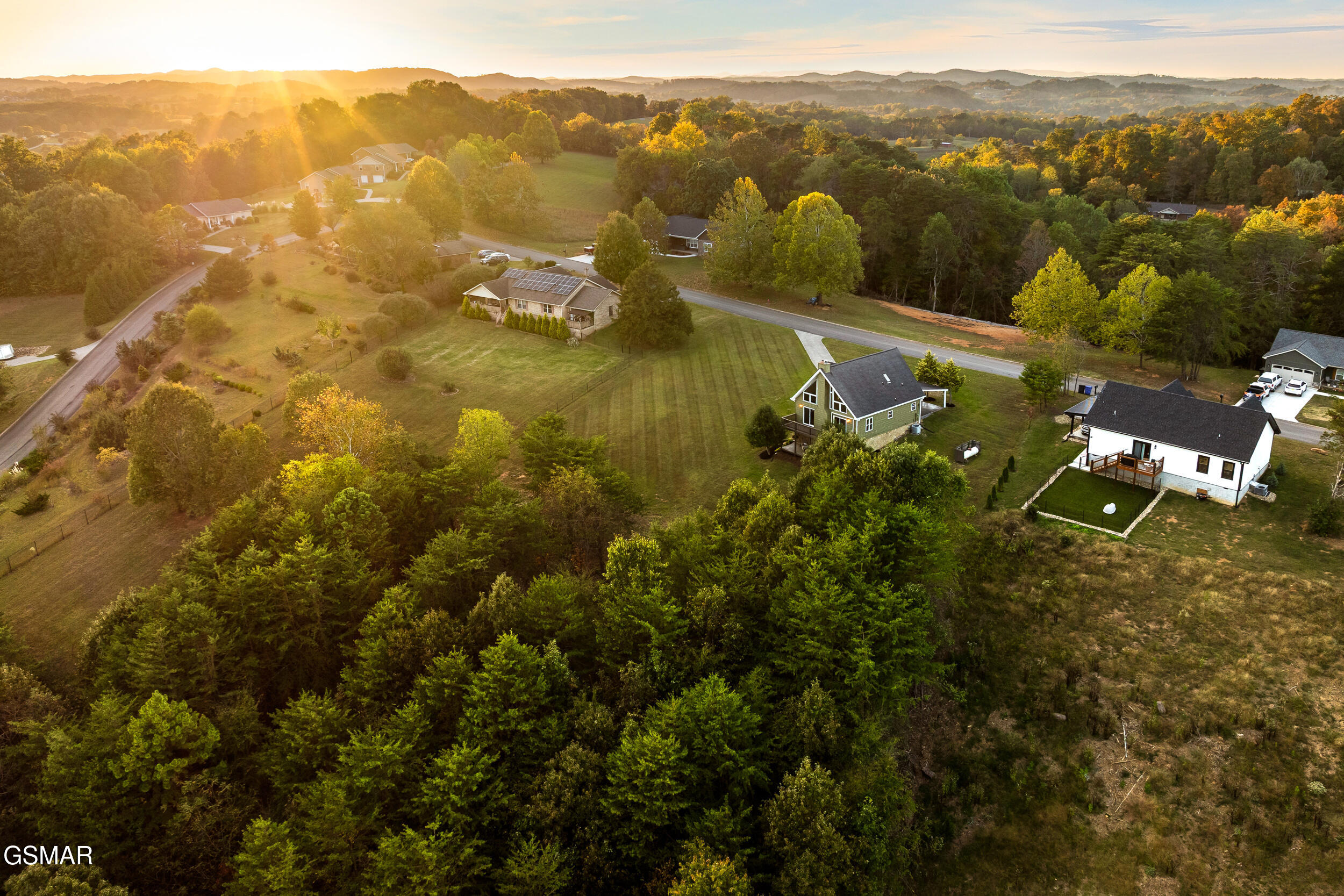 836 River Cliff Drive Kodak TN 37764