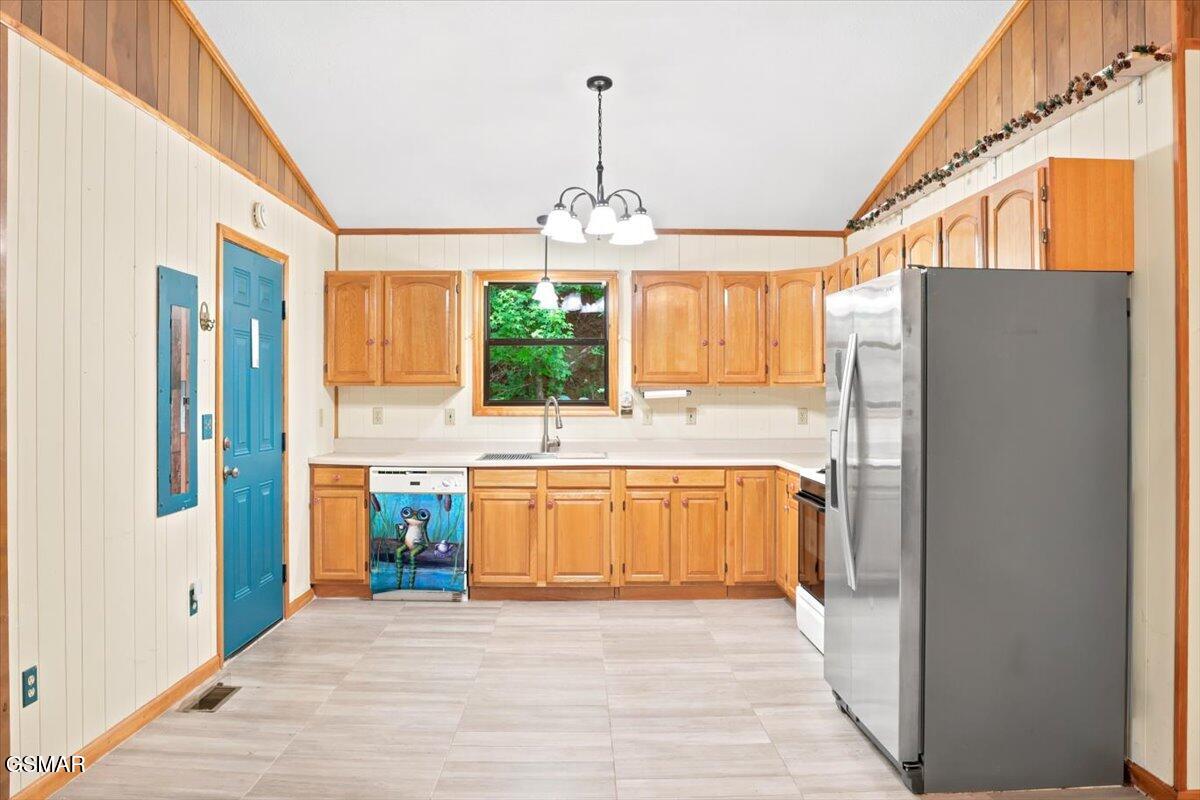 3007 Winding Way Cosby TN 37722