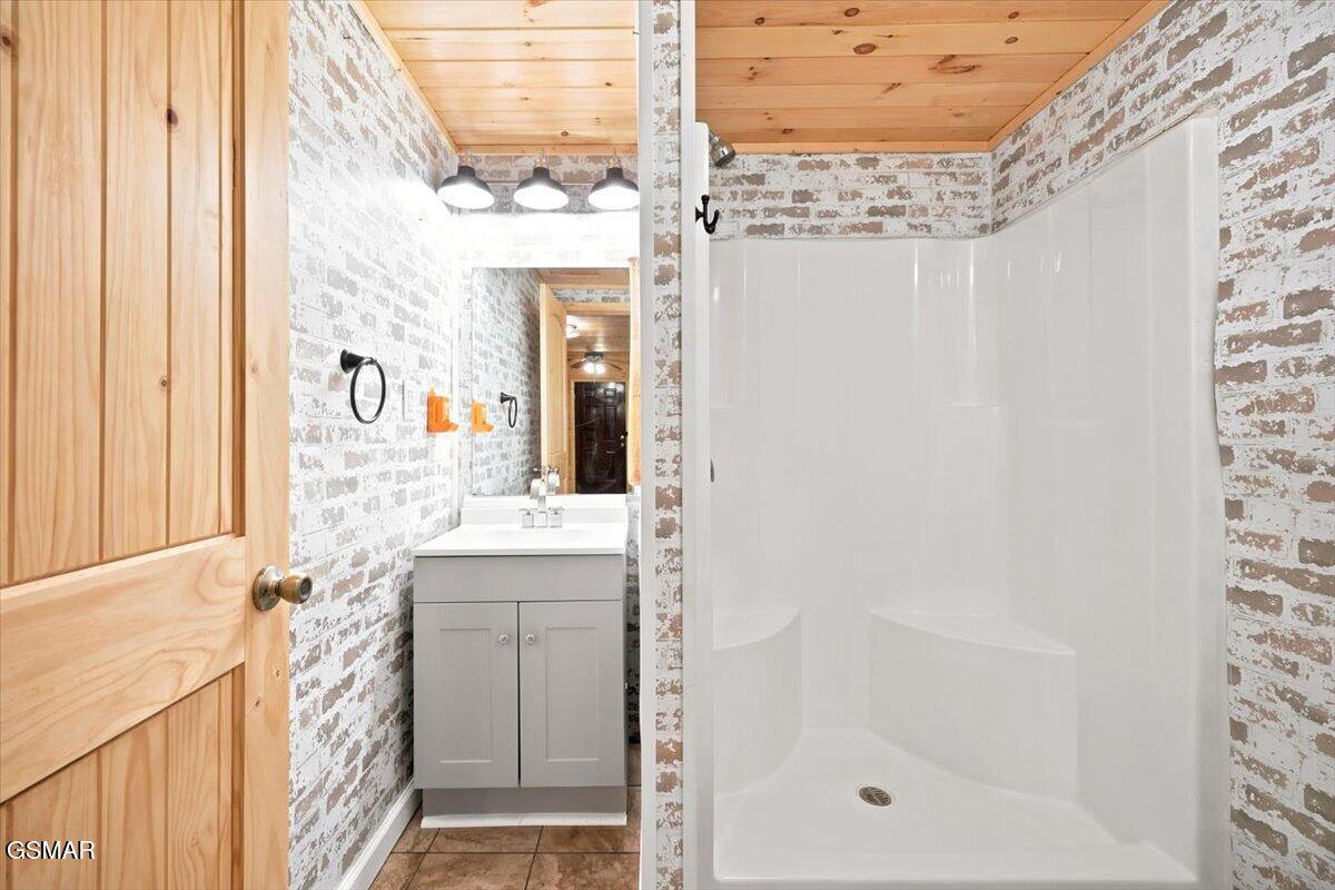 3007 Winding Way Cosby TN 37722